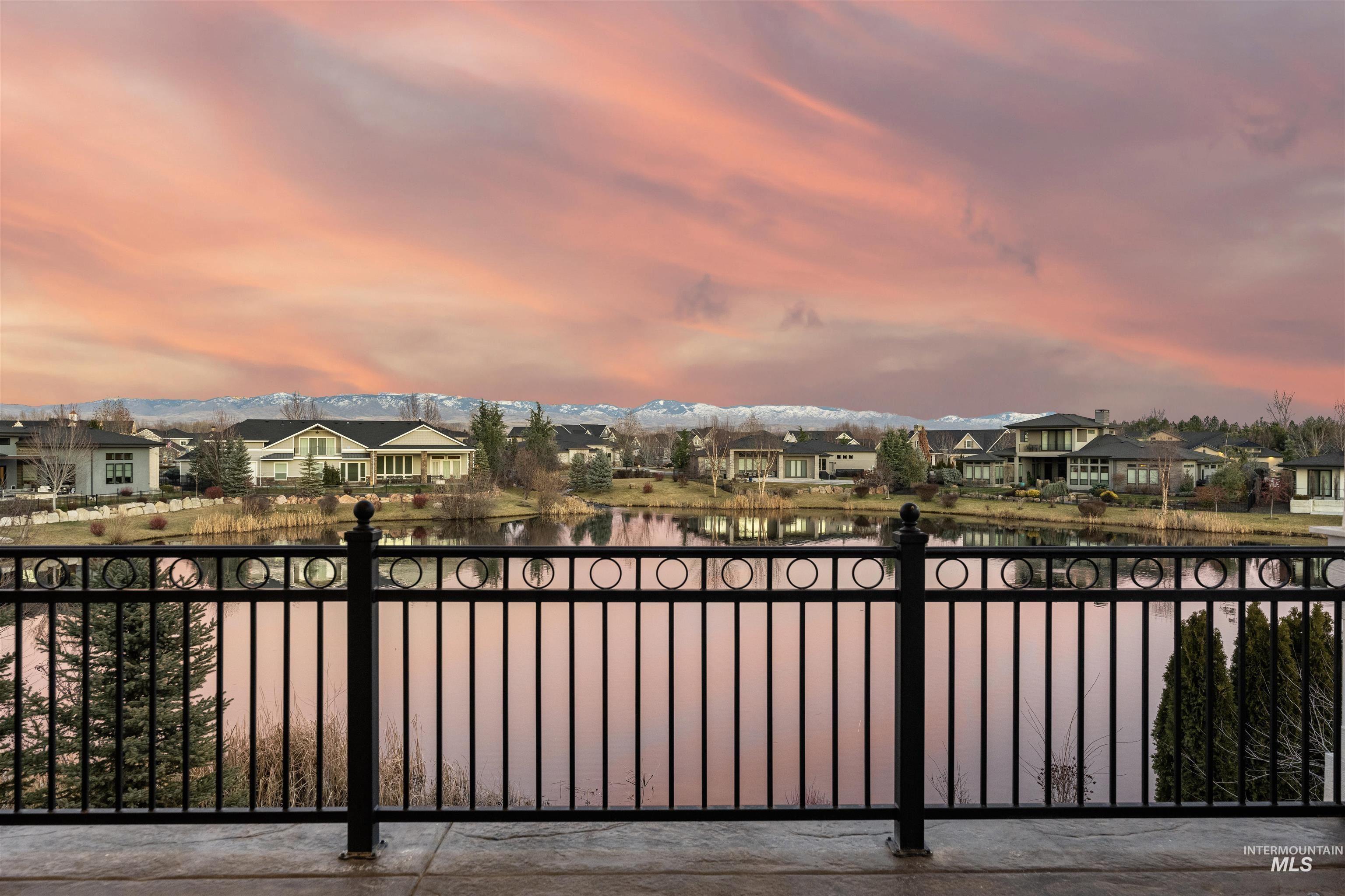 900 S Brentbrook Ln, Eagle, Idaho 83616, 4 Bedrooms, 4.5 Bathrooms, Residential For Sale, Price $2,448,000,MLS 98971252