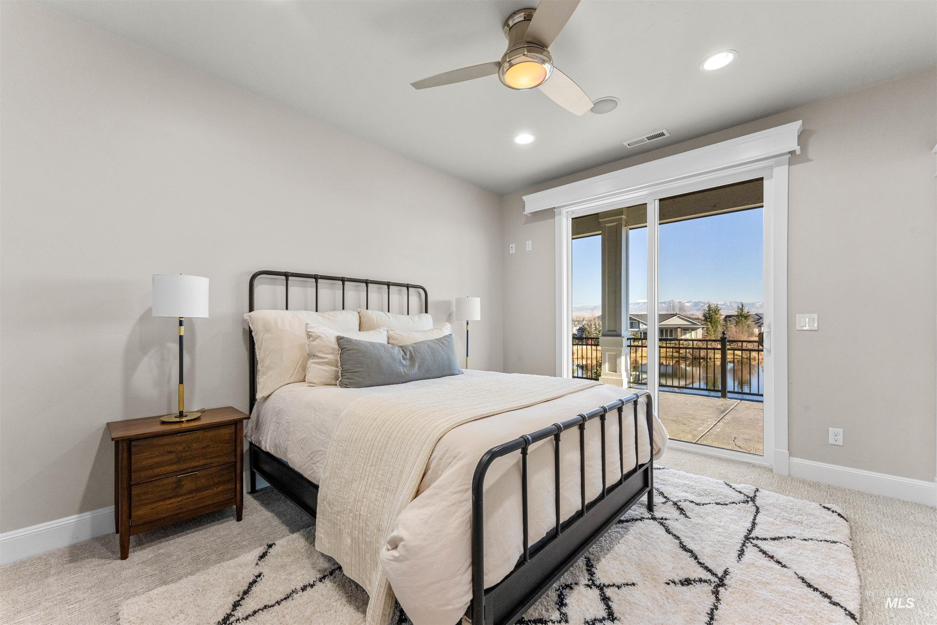 900 S Brentbrook Ln, Eagle, Idaho 83616, 4 Bedrooms, 4.5 Bathrooms, Residential For Sale, Price $2,448,000,MLS 98971252