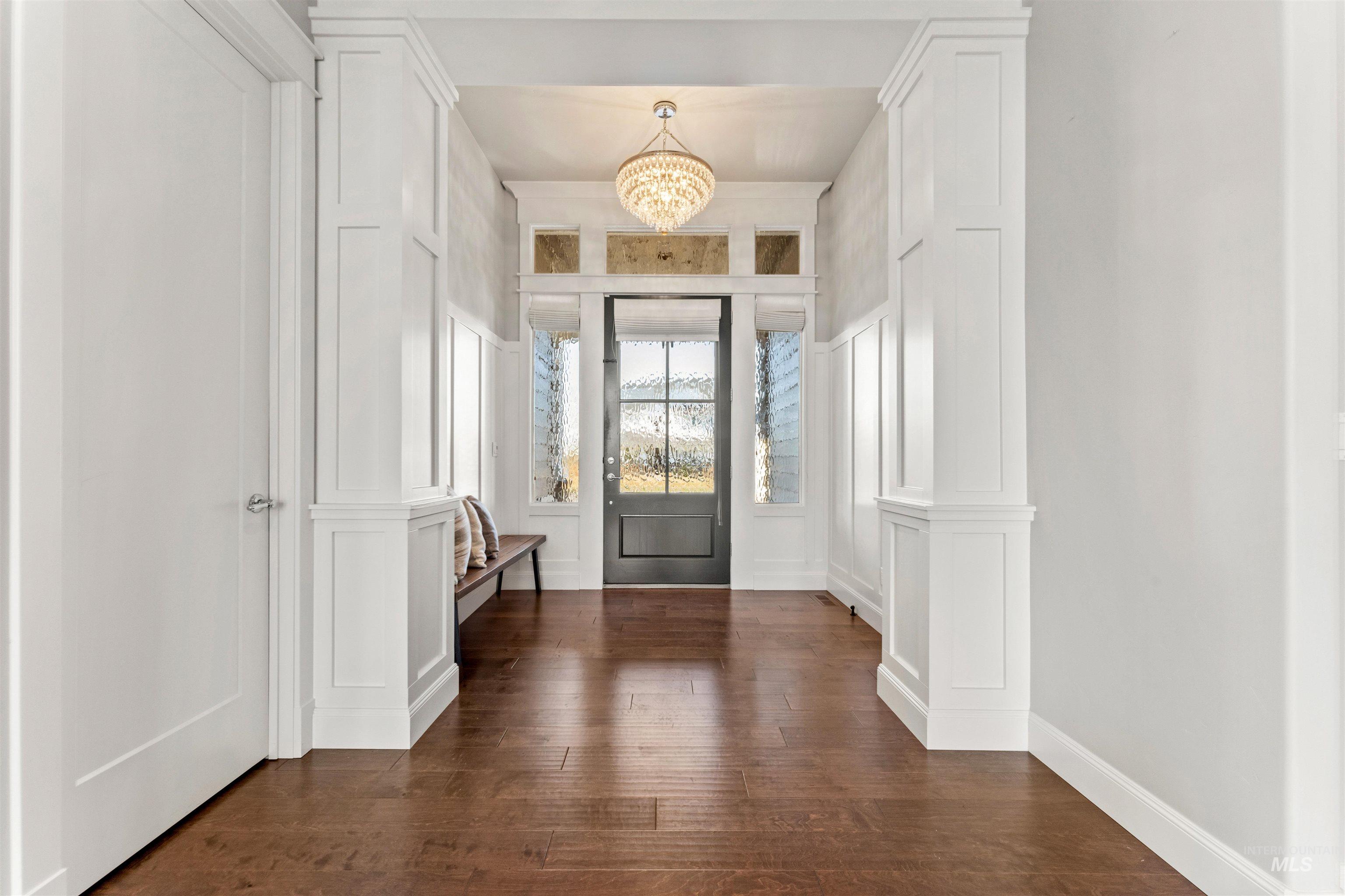 900 S Brentbrook Ln, Eagle, Idaho 83616, 4 Bedrooms, 4.5 Bathrooms, Residential For Sale, Price $2,448,000,MLS 98971252