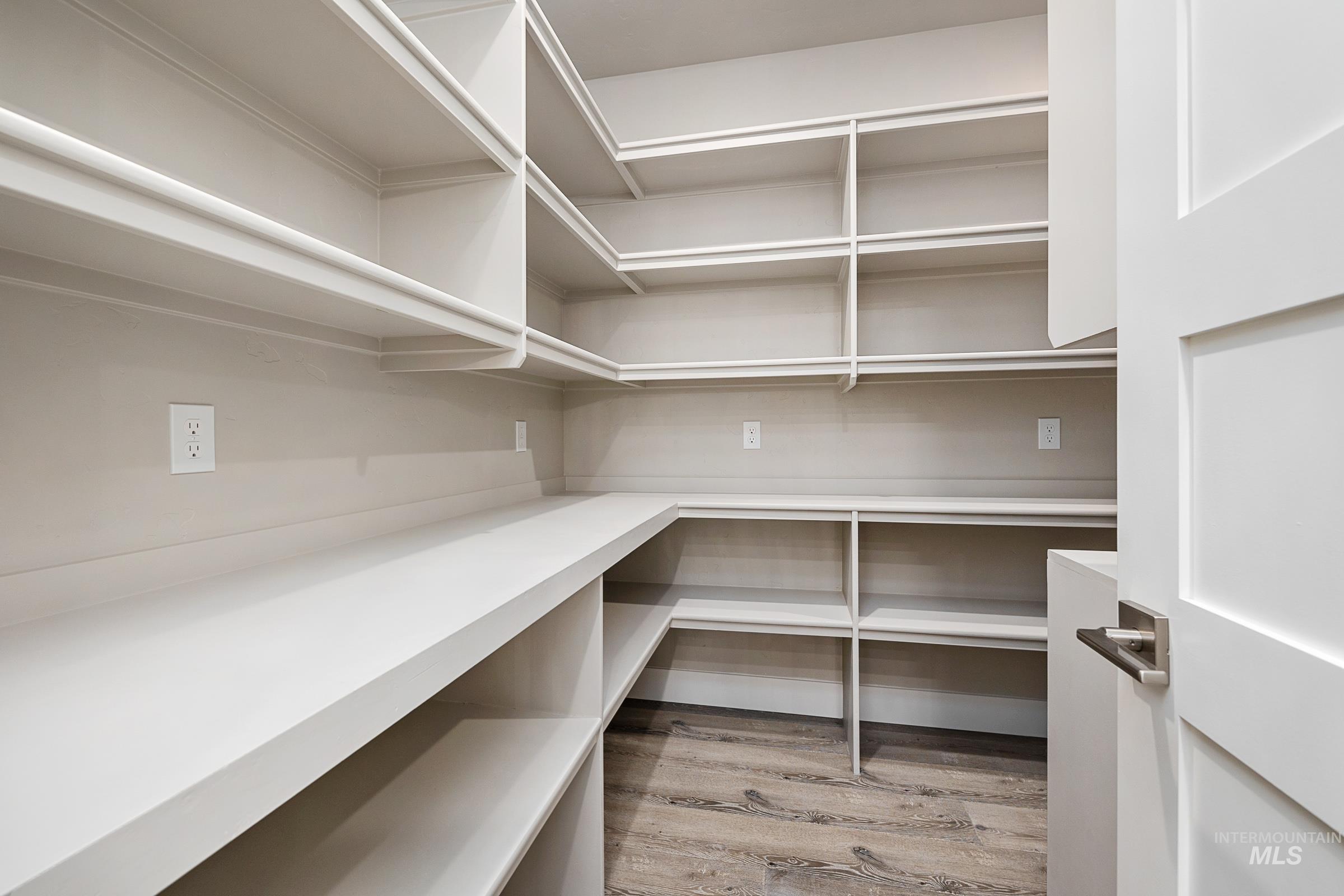 3505 W Barefoot Street, Eagle, Idaho 83616, 4 Bedrooms, 3.5 Bathrooms, Residential For Sale, Price $1,198,000, 98971258