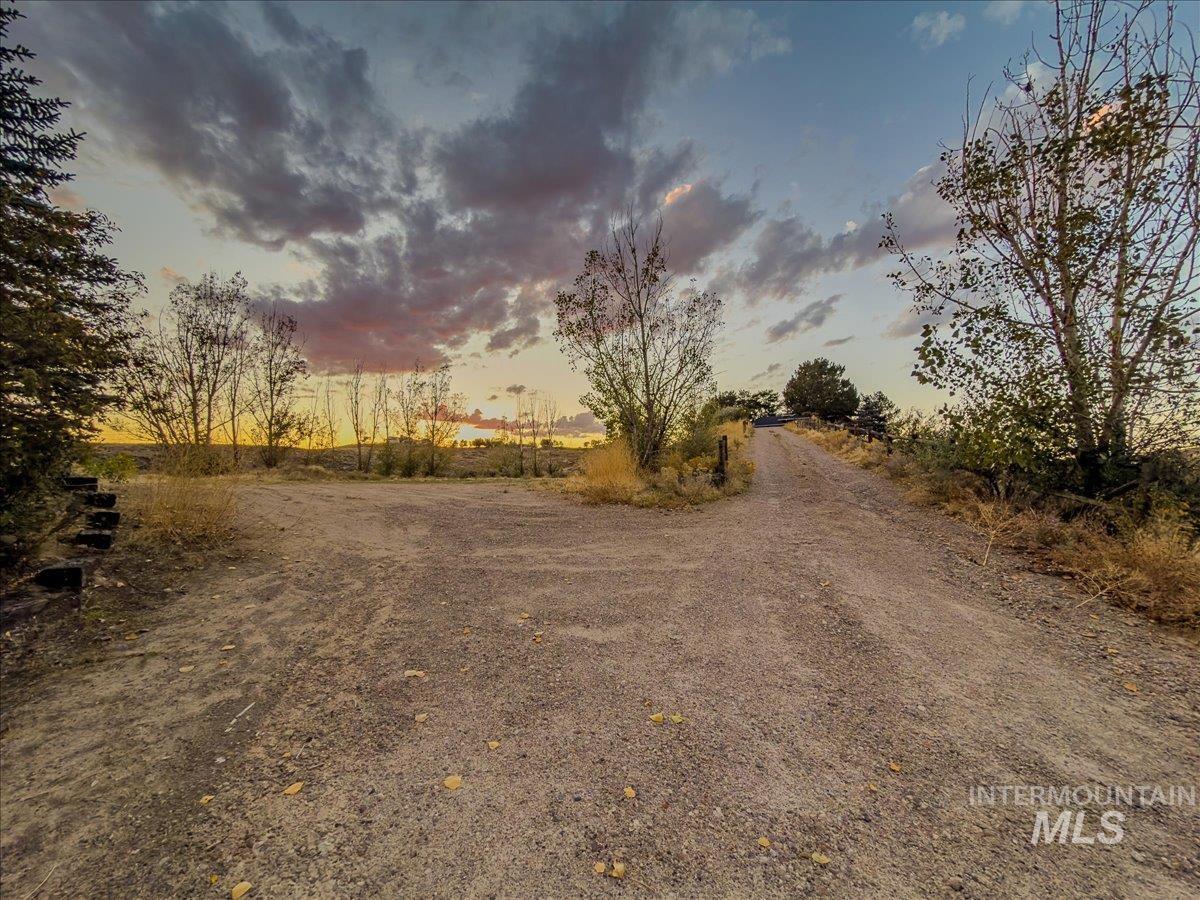 5735 N Willow Creek Rd, Eagle, Idaho 83616, 3 Bedrooms, 2 Bathrooms, Residential For Sale, Price $1,699,900,MLS 98971259