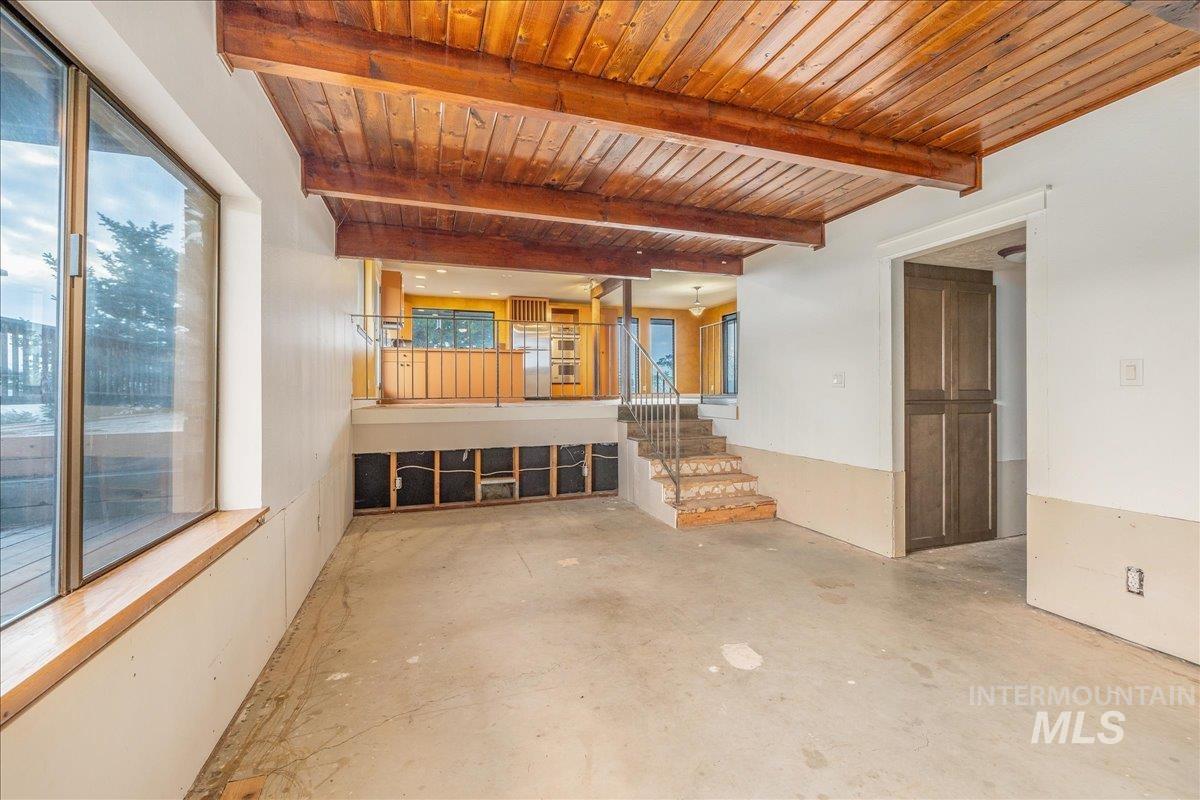 5735 N Willow Creek Rd, Eagle, Idaho 83616, 3 Bedrooms, 2 Bathrooms, Residential For Sale, Price $1,699,900,MLS 98971259