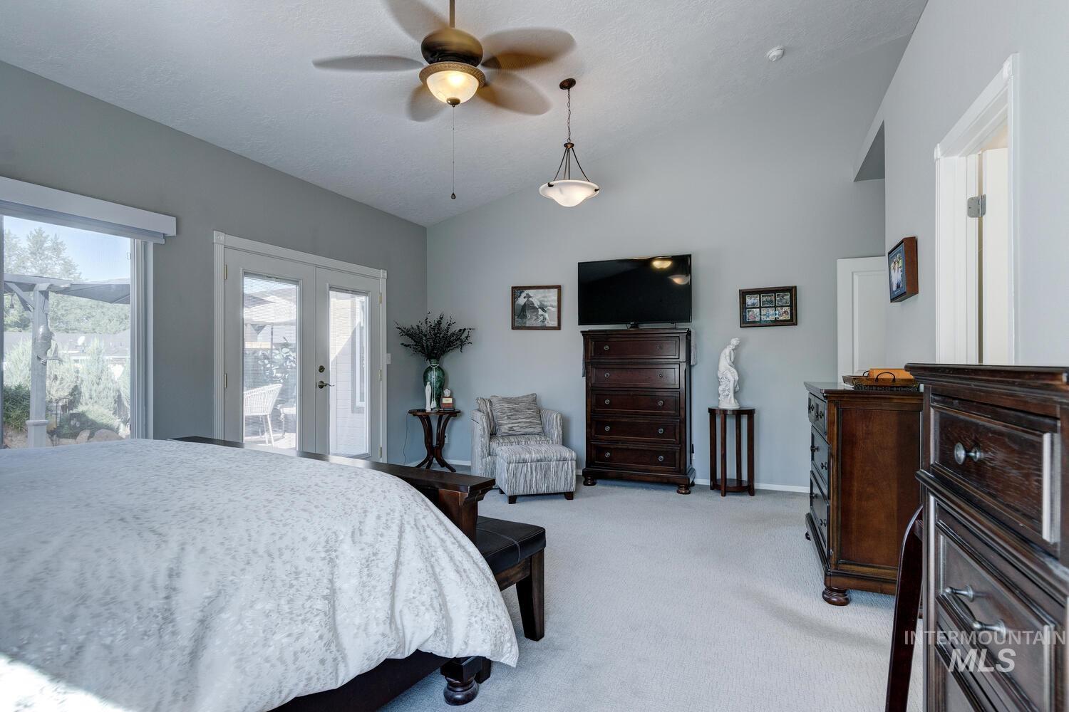 10585 W. VEGA CT, Star, Idaho 83669-5546, 3 Bedrooms, 2.5 Bathrooms, Residential For Sale, Price $799,900,MLS 98971260