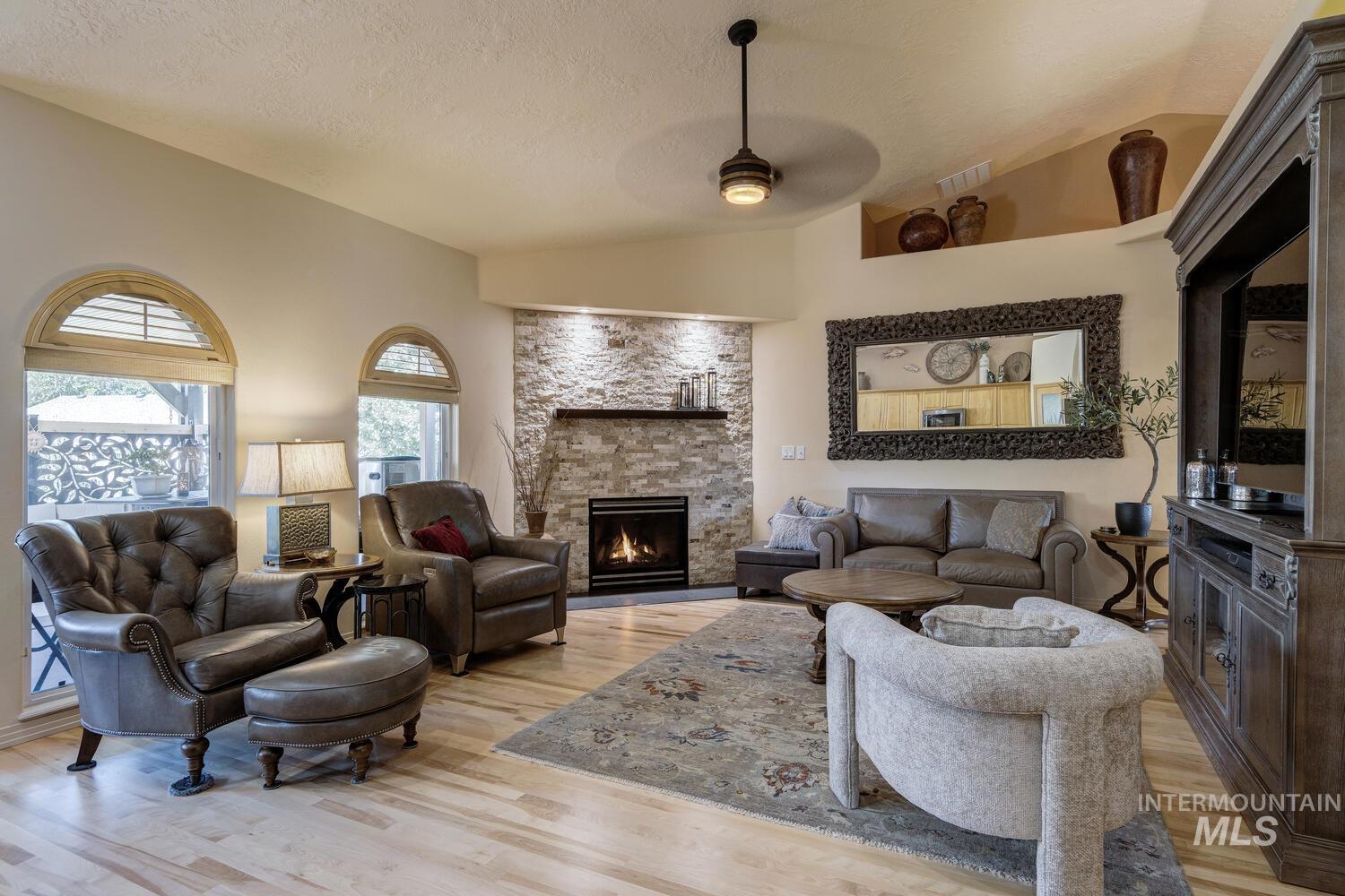 10585 W. VEGA CT, Star, Idaho 83669-5546, 3 Bedrooms, 2.5 Bathrooms, Residential For Sale, Price $799,900,MLS 98971260