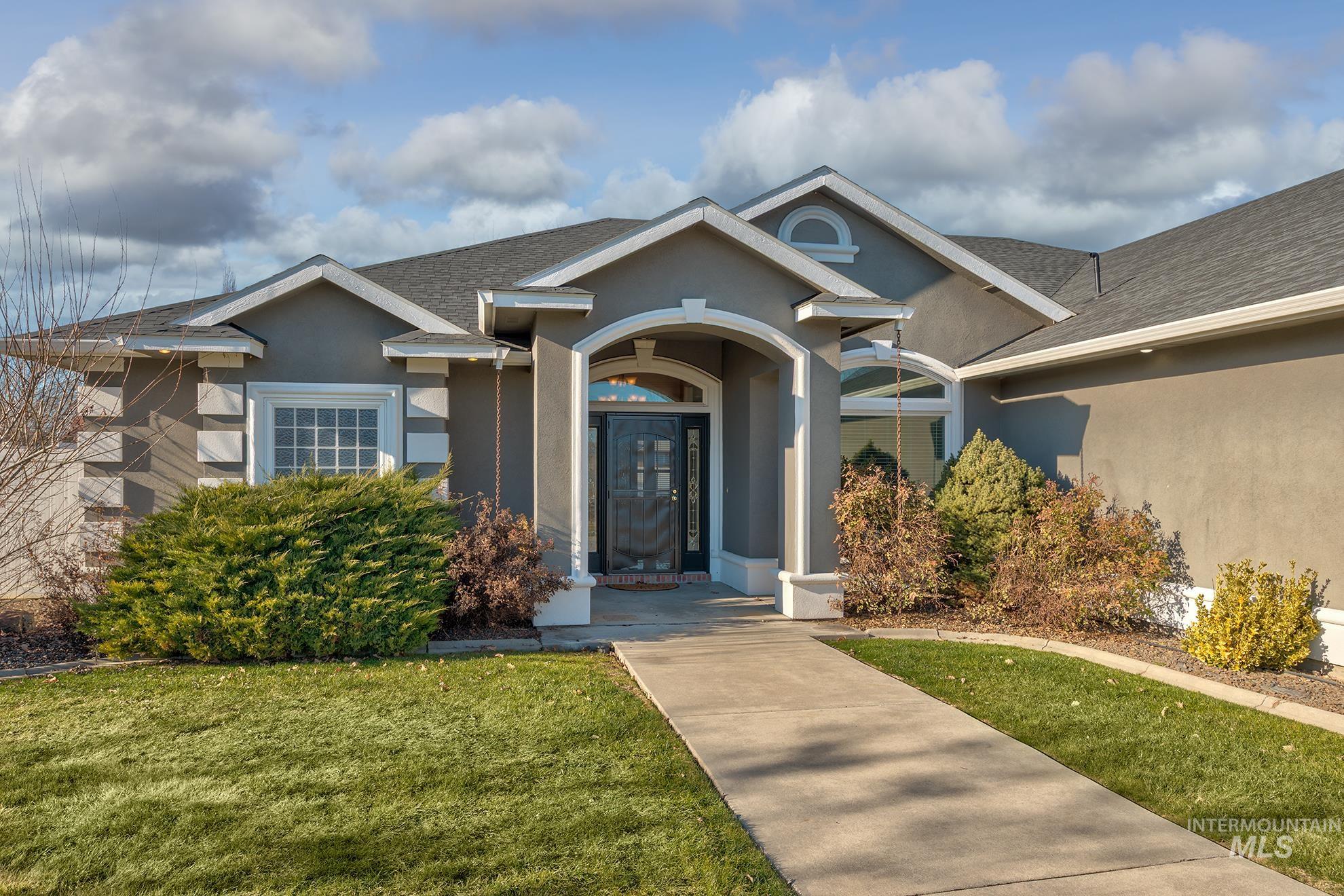 2104 Shelley Drive, Payette, Idaho 83661-2666, 3 Bedrooms, 2 Bathrooms, Residential For Sale, Price $660,000, 98971263