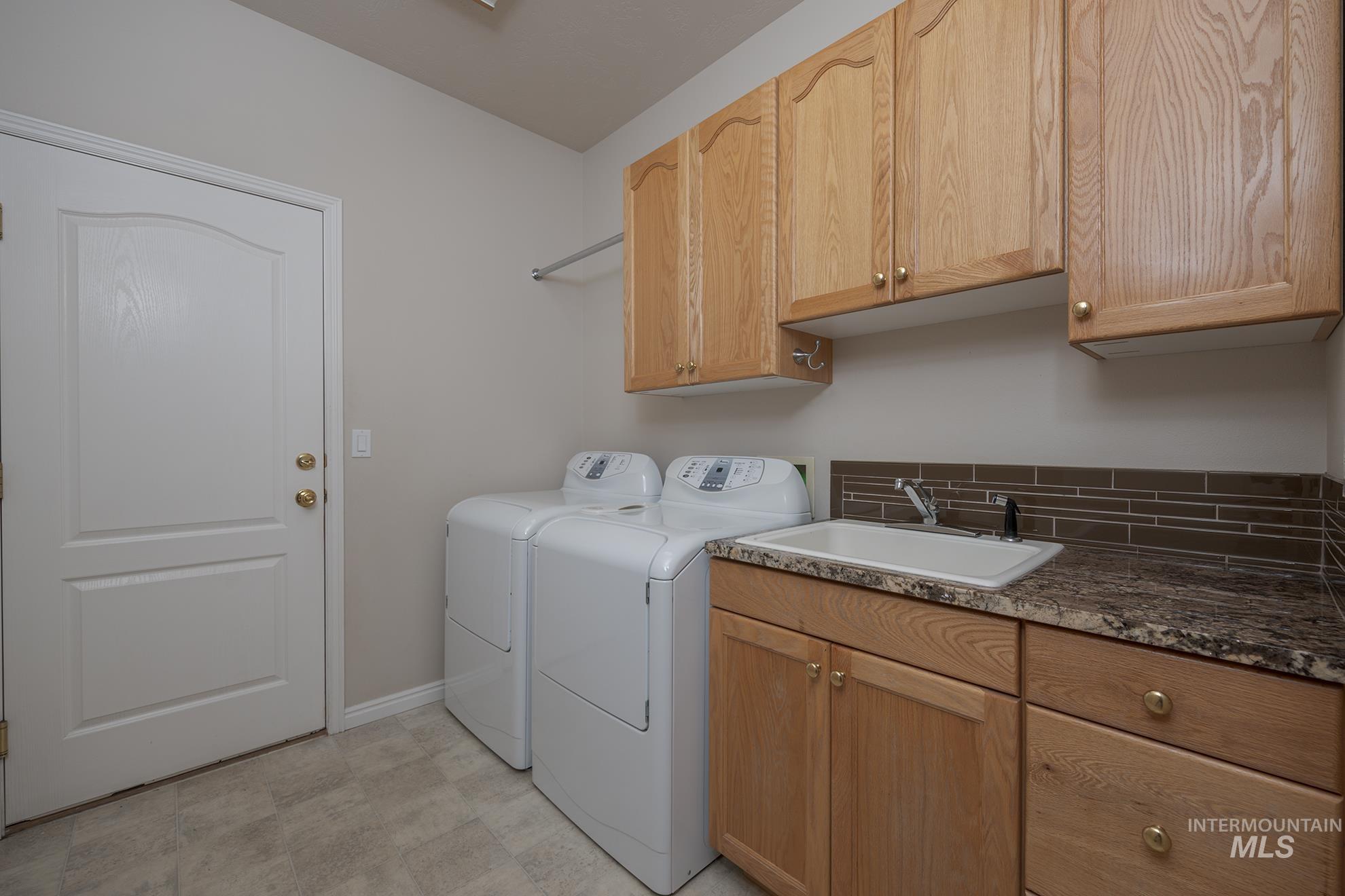 2104 Shelley Drive, Payette, Idaho 83661-2666, 3 Bedrooms, 2 Bathrooms, Residential For Sale, Price $660,000, 98971263