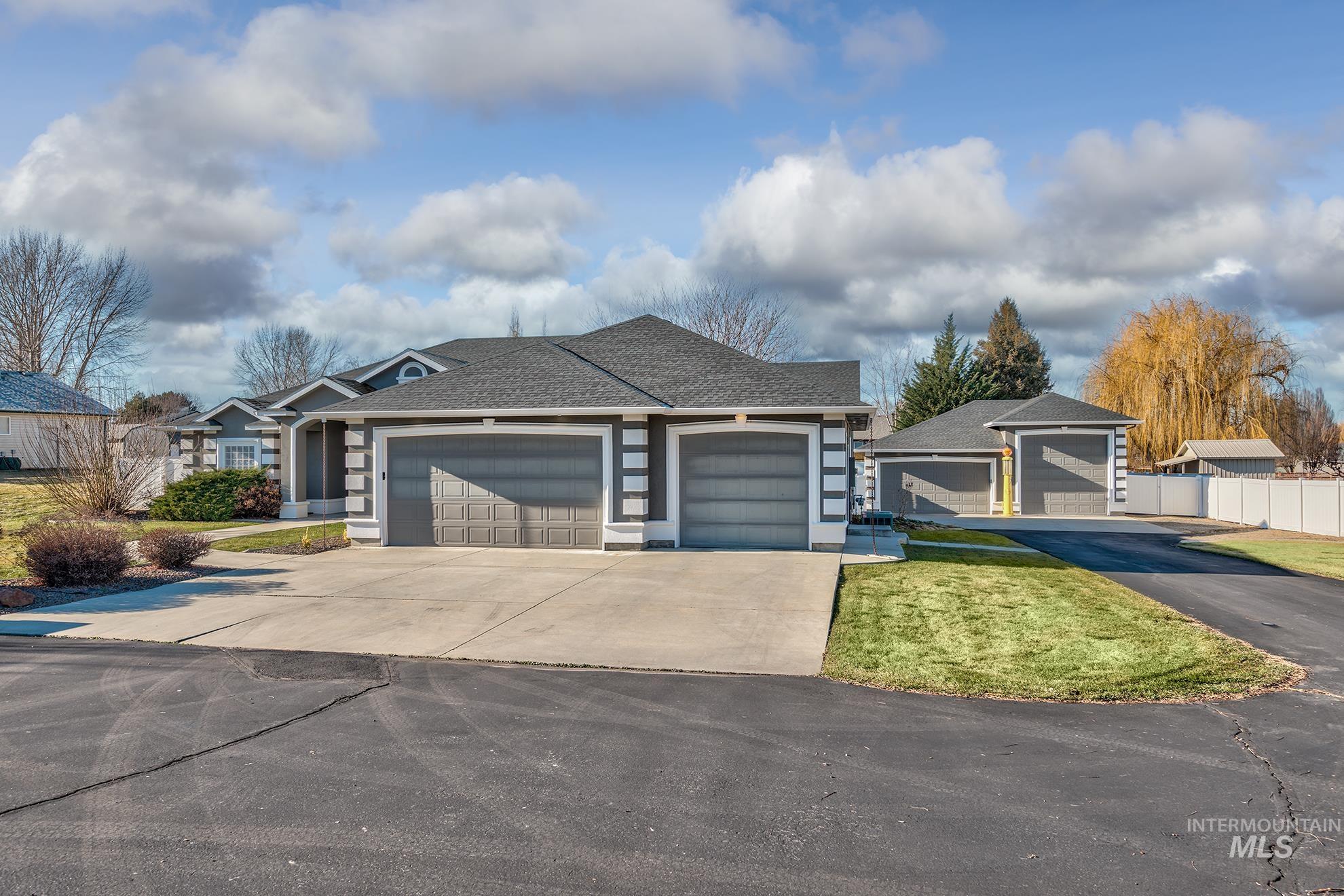 2104 Shelley Drive, Payette, Idaho 83661-2666, 3 Bedrooms, 2 Bathrooms, Residential For Sale, Price $660,000, 98971263