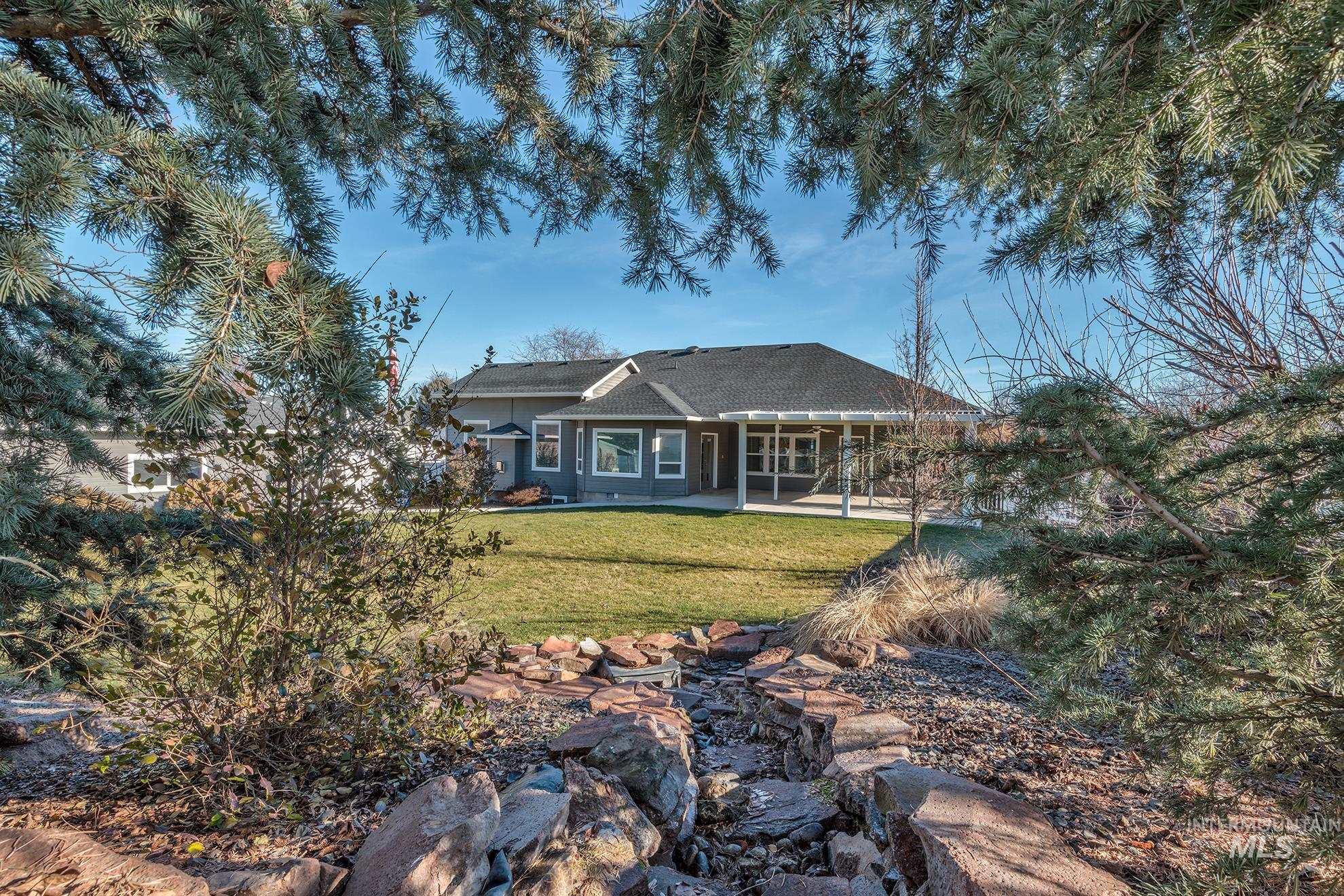 2104 Shelley Drive, Payette, Idaho 83661-2666, 3 Bedrooms, 2 Bathrooms, Residential For Sale, Price $660,000, 98971263