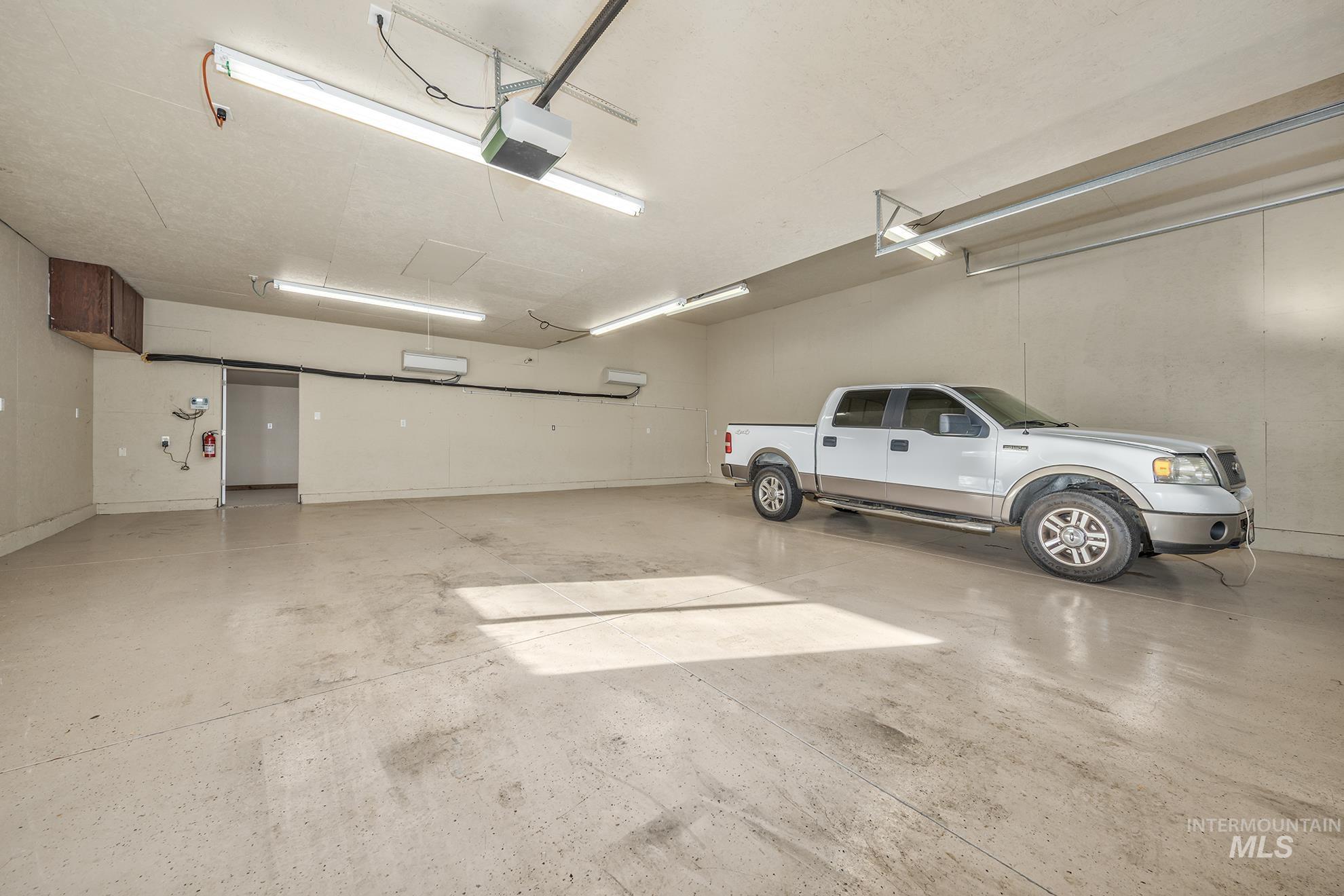 2104 Shelley Drive, Payette, Idaho 83661-2666, 3 Bedrooms, 2 Bathrooms, Residential For Sale, Price $660,000,MLS 98971263