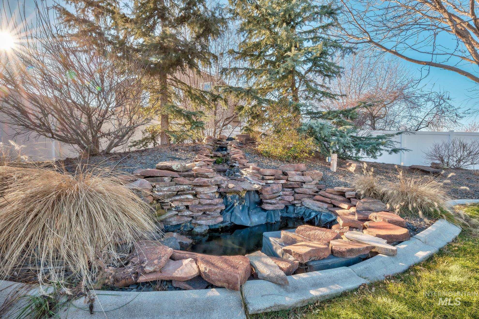 2104 Shelley Drive, Payette, Idaho 83661-2666, 3 Bedrooms, 2 Bathrooms, Residential For Sale, Price $660,000,MLS 98971263