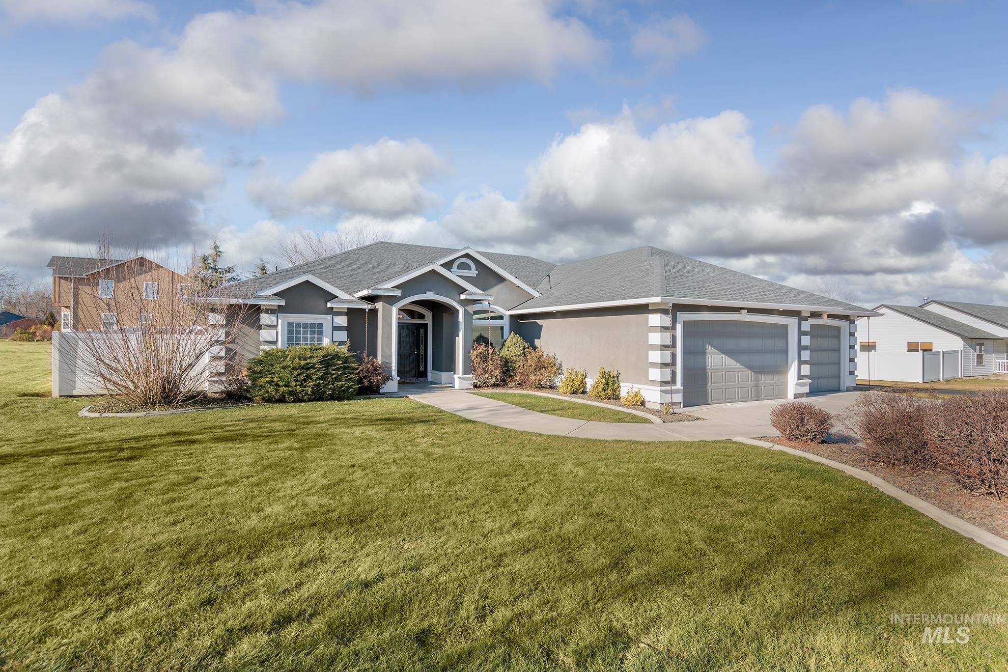 2104 Shelley Drive, Payette, Idaho 83661-2666, 3 Bedrooms, 2 Bathrooms, Residential For Sale, Price $660,000, 98971263