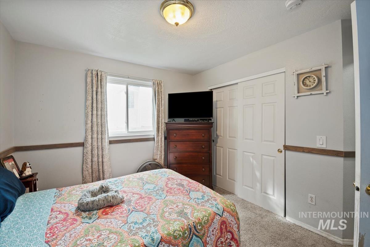 307 Quail Cove Cir, Fruitland, Idaho 83619, 3 Bedrooms, 2 Bathrooms, Residential For Sale, Price $335,000, 98971264