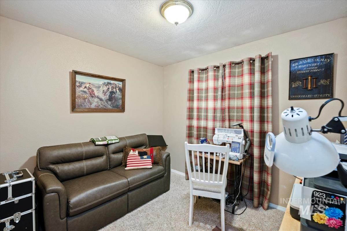 307 Quail Cove Cir, Fruitland, Idaho 83619, 3 Bedrooms, 2 Bathrooms, Residential For Sale, Price $335,000, 98971264