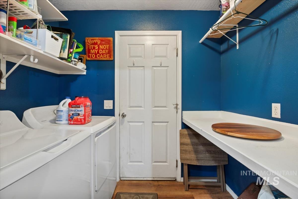 307 Quail Cove Cir, Fruitland, Idaho 83619, 3 Bedrooms, 2 Bathrooms, Residential For Sale, Price $333,000,MLS 98971264