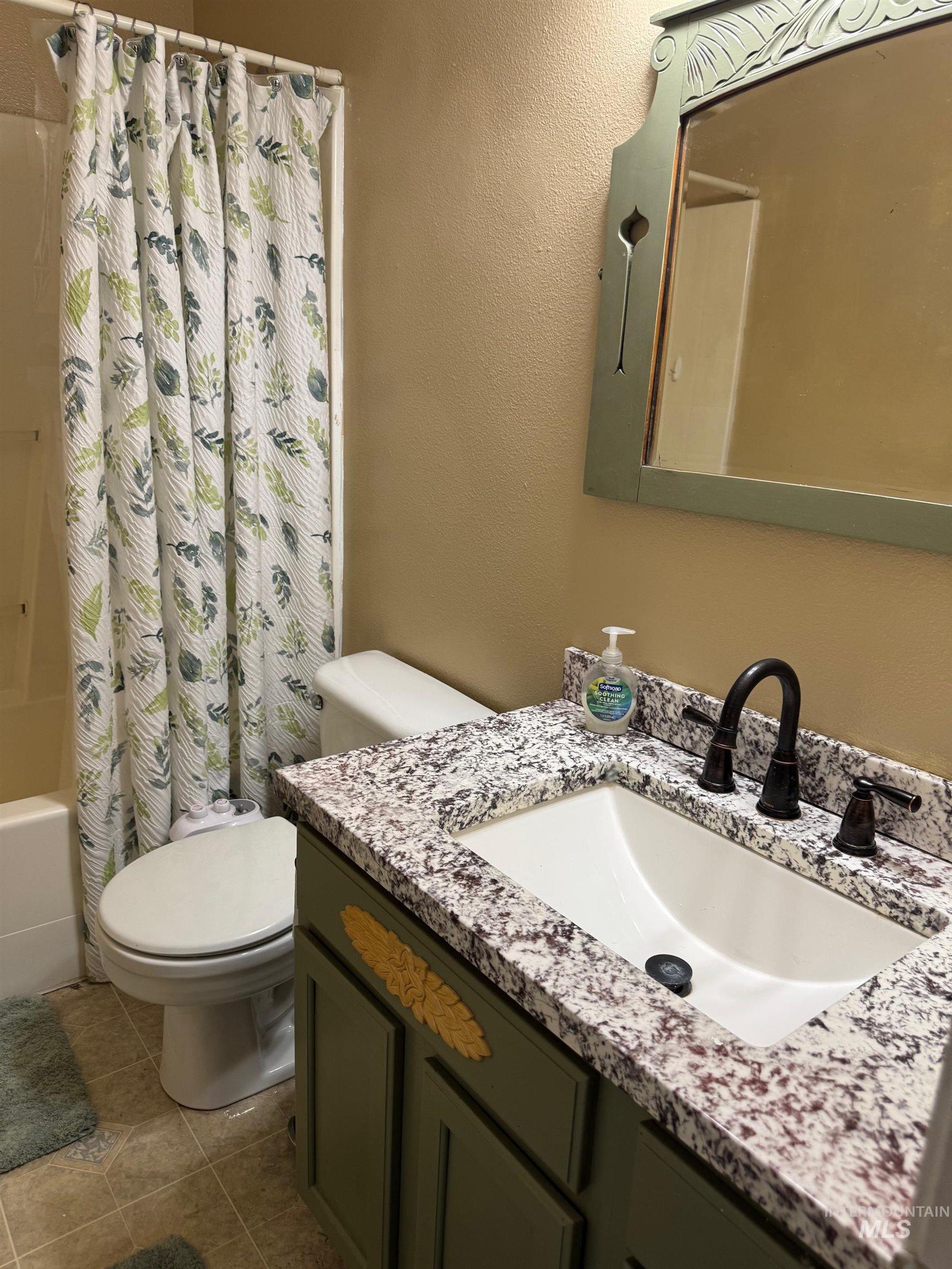 307 Quail Cove Cir, Fruitland, Idaho 83619, 3 Bedrooms, 2 Bathrooms, Residential For Sale, Price $335,000, 98971264