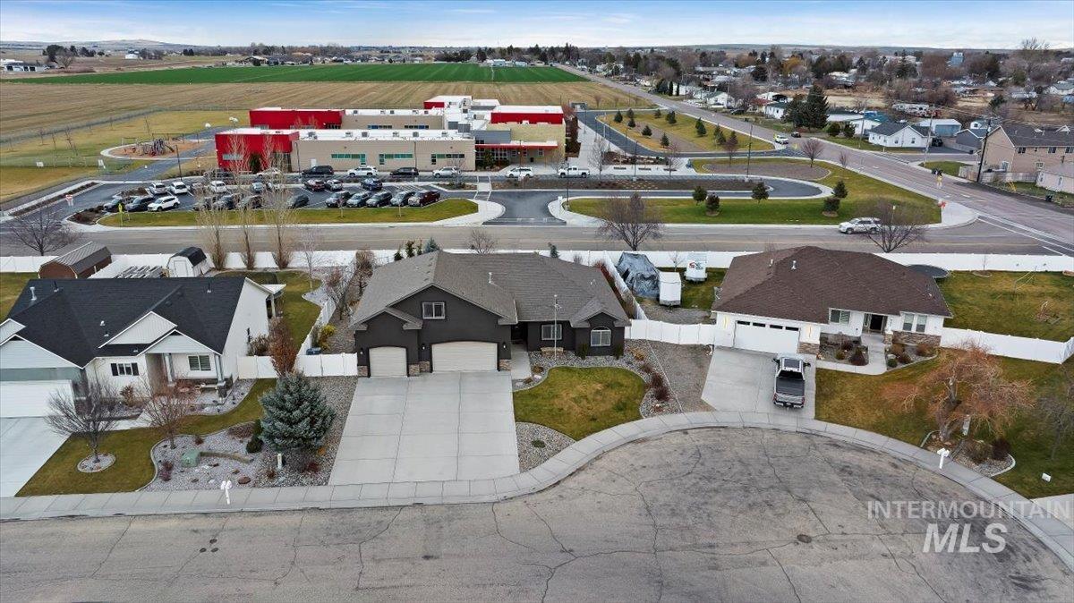 921 Ballard Ln., Kimberly, Idaho 83341, 4 Bedrooms, 3 Bathrooms, Residential For Sale, Price $518,900, 98971265