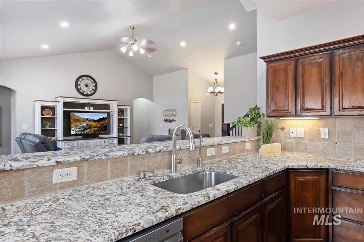 921 Ballard Ln., Kimberly, Idaho 83341, 4 Bedrooms, 3 Bathrooms, Residential For Sale, Price $518,900, 98971265