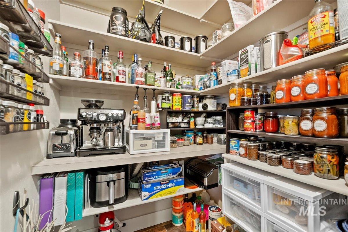 534 W Jordanelle, Meridian, Idaho 83646, 3 Bedrooms, 2.5 Bathrooms, Residential For Sale, Price $654,900, 98971267