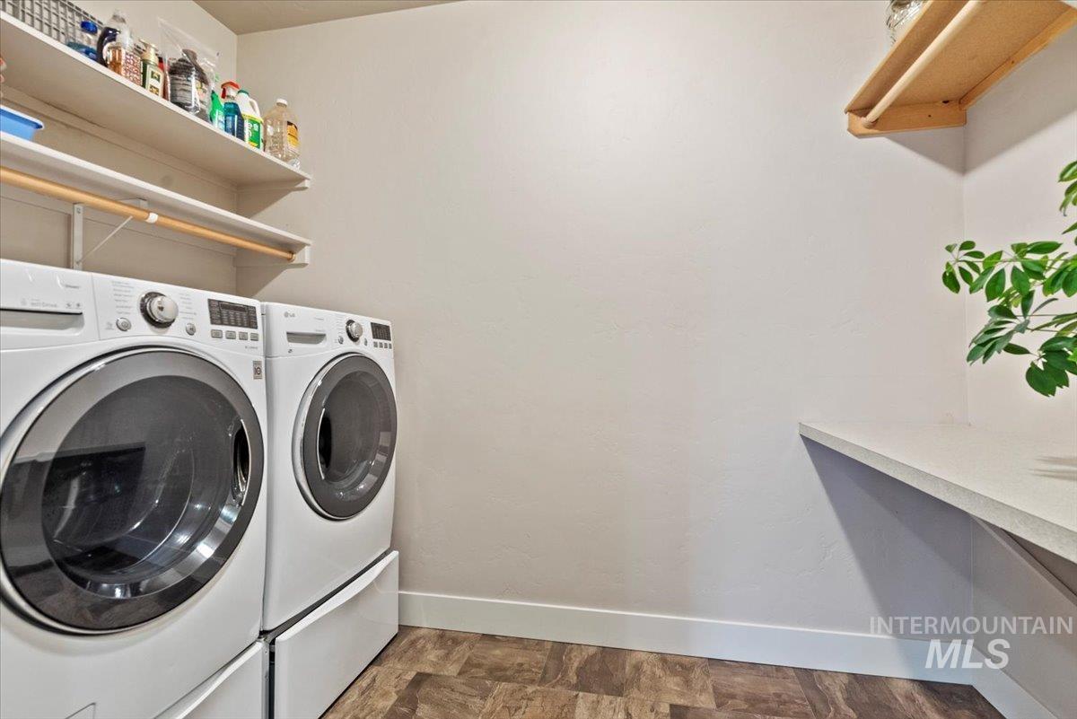 534 W Jordanelle, Meridian, Idaho 83646, 3 Bedrooms, 2.5 Bathrooms, Residential For Sale, Price $654,900, 98971267