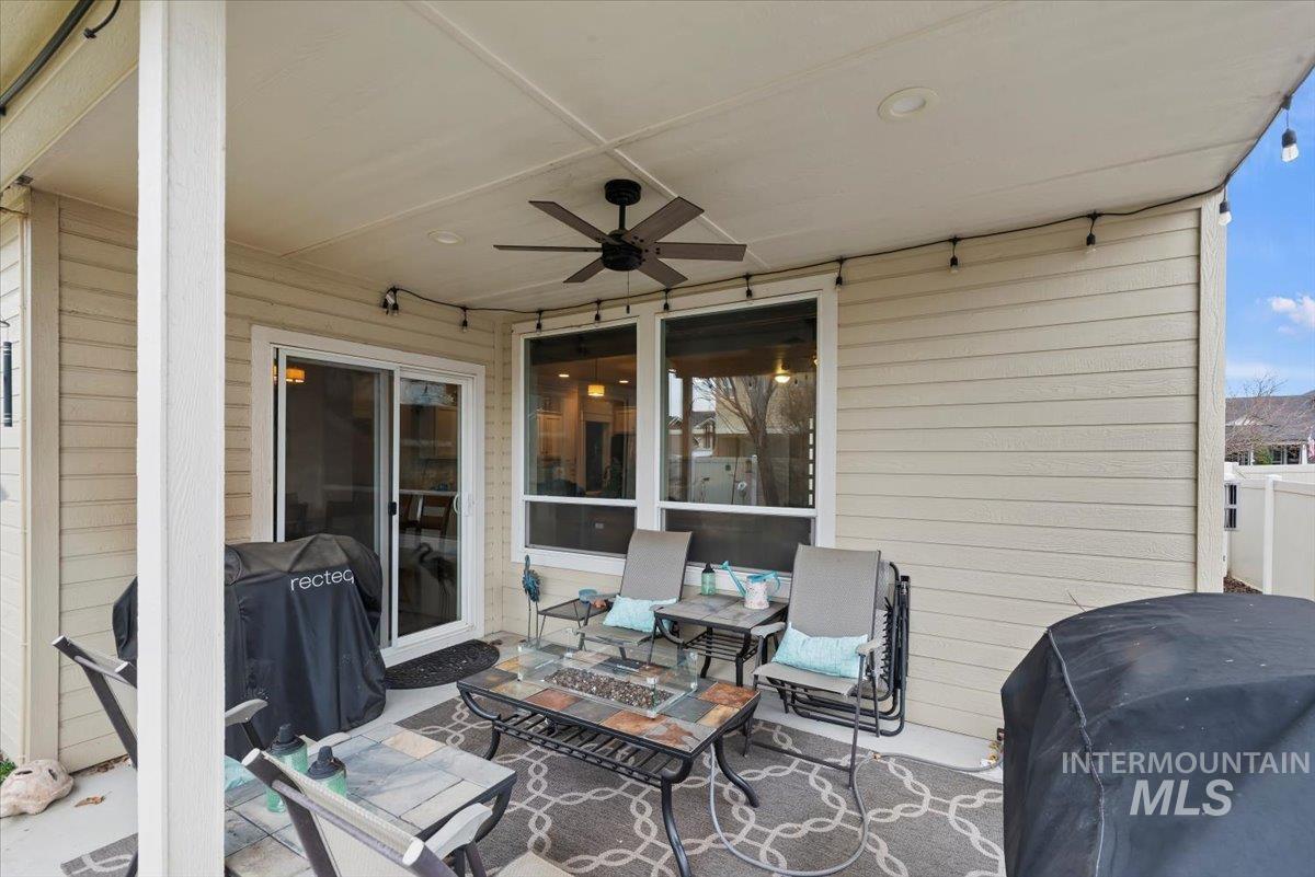 534 W Jordanelle, Meridian, Idaho 83646, 3 Bedrooms, 2.5 Bathrooms, Residential For Sale, Price $654,900, 98971267