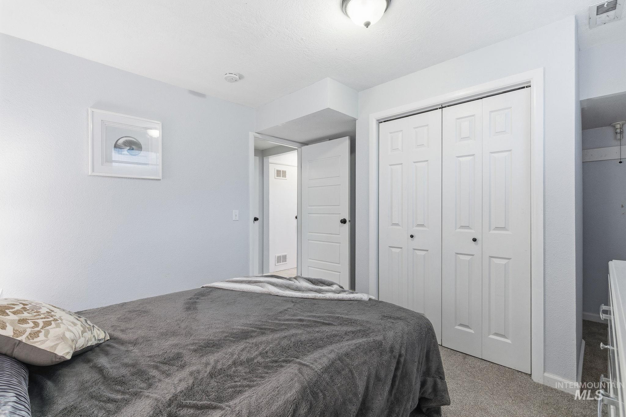 2103 W Bannock St, Boise, Idaho 83702, 5 Bedrooms, 2 Bathrooms, Residential For Sale, Price $598,000,MLS 98971270