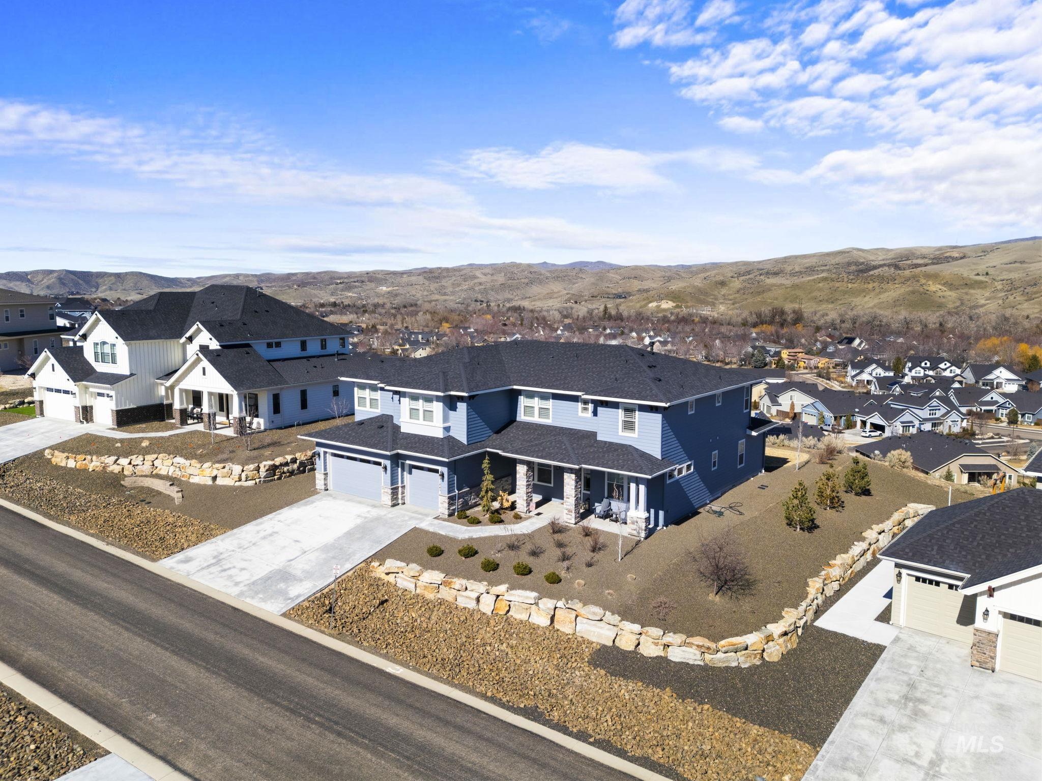 11845 N Barn Owl Way, Boise, Idaho 83714, 7 Bedrooms, 7.5 Bathrooms, Residential For Sale, Price $1,674,999,MLS 98971271