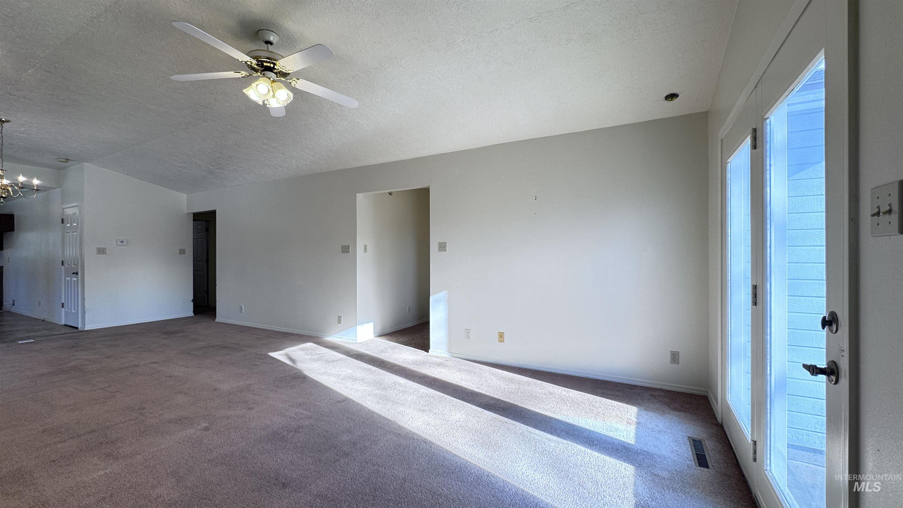 2780 Hiawatha Way, Twin Falls, Idaho 83301, 3 Bedrooms, 2 Bathrooms, Residential For Sale, Price $325,000, 98971273