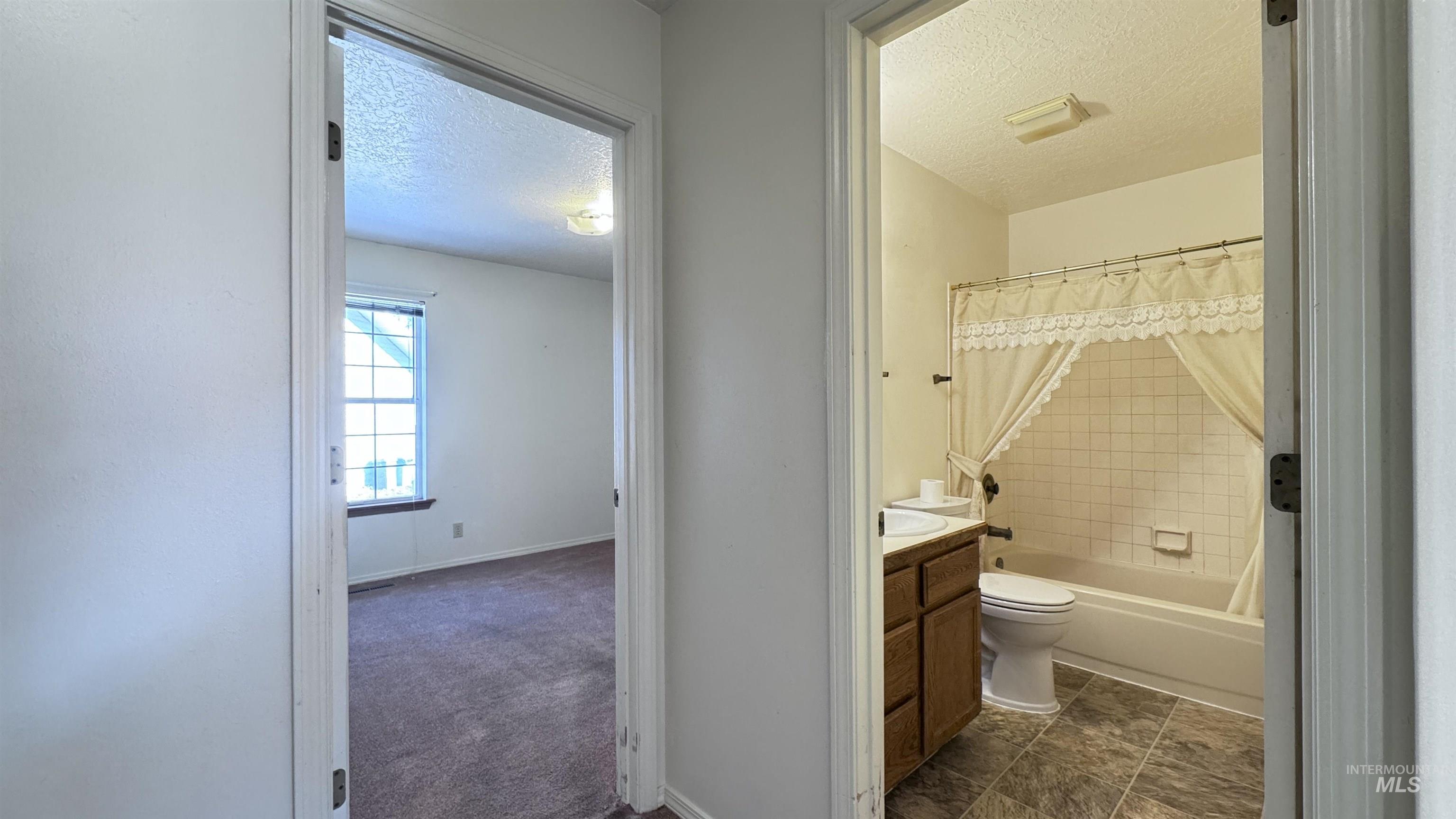 2780 Hiawatha Way, Twin Falls, Idaho 83301, 3 Bedrooms, 2 Bathrooms, Residential For Sale, Price $325,000, 98971273