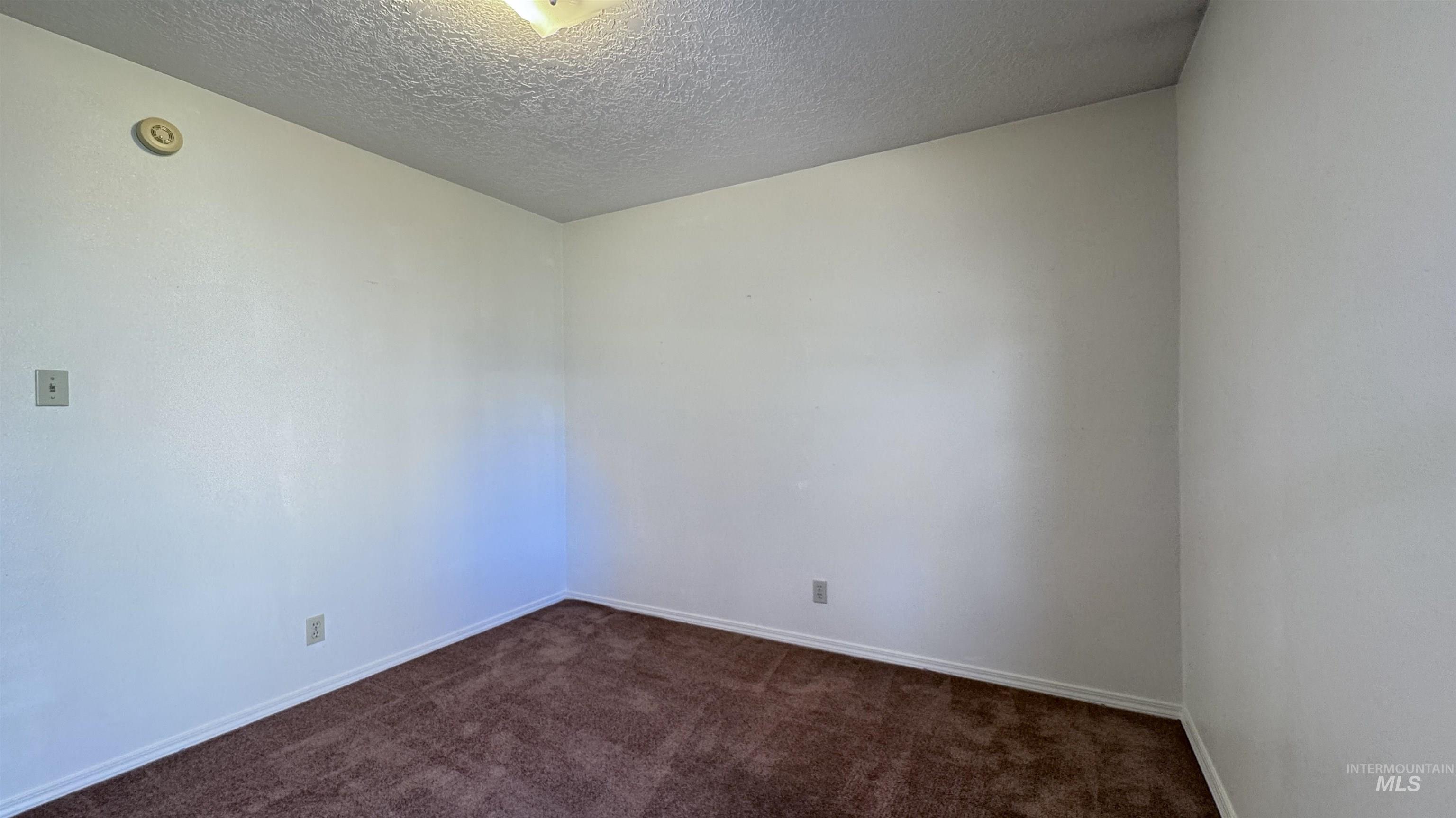 2780 Hiawatha Way, Twin Falls, Idaho 83301, 3 Bedrooms, 2 Bathrooms, Residential For Sale, Price $325,000, 98971273