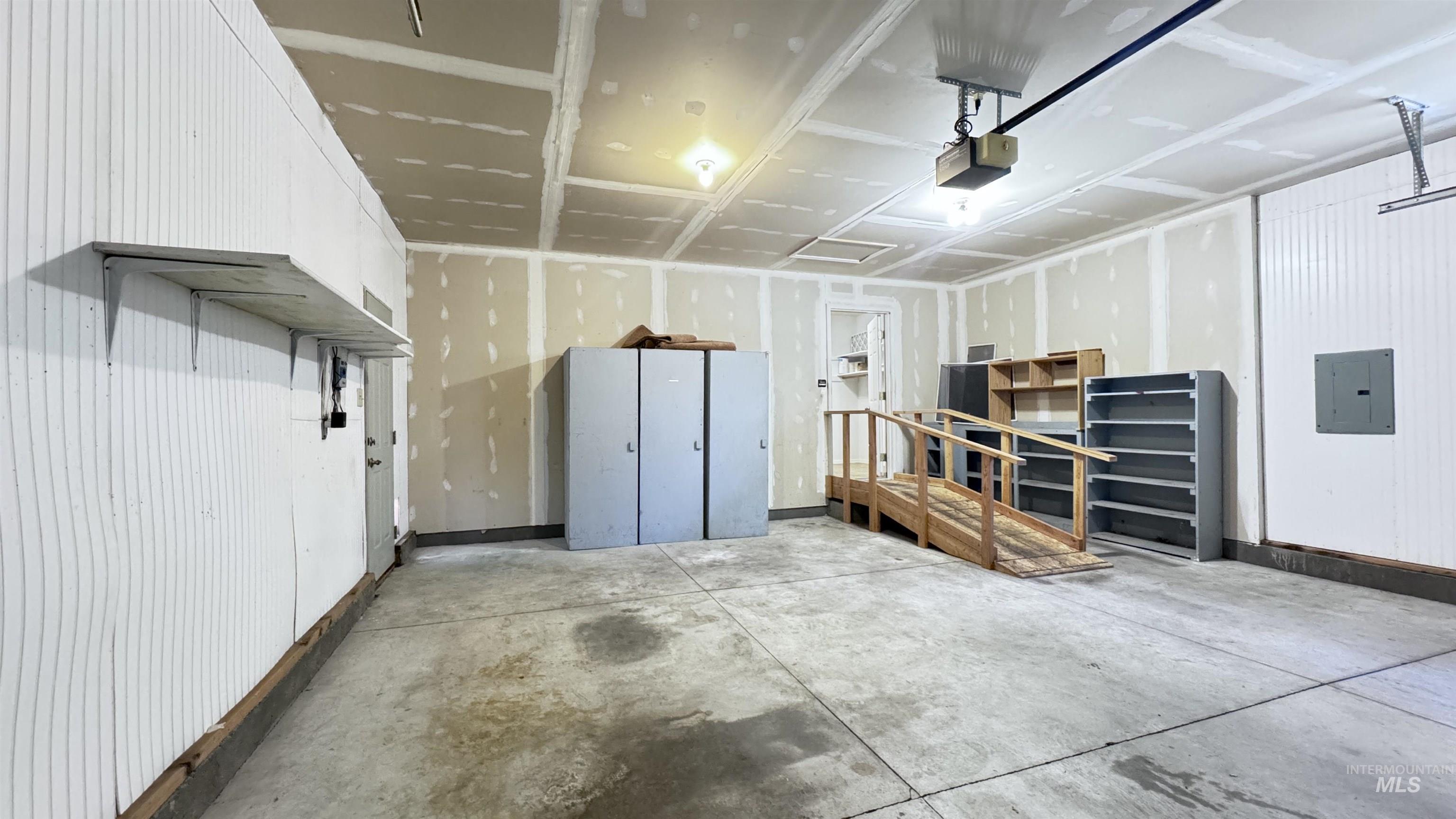 2780 Hiawatha Way, Twin Falls, Idaho 83301, 3 Bedrooms, 2 Bathrooms, Residential For Sale, Price $325,000, 98971273