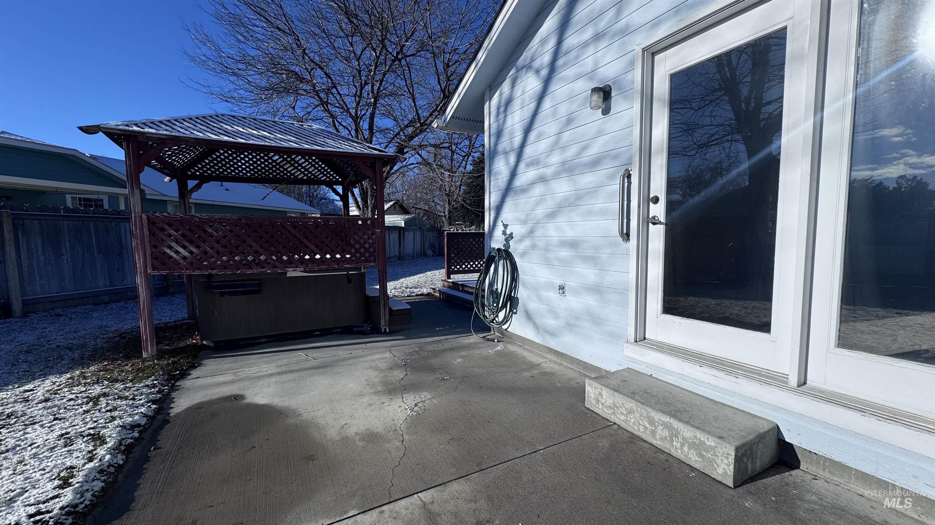 2780 Hiawatha Way, Twin Falls, Idaho 83301, 3 Bedrooms, 2 Bathrooms, Residential For Sale, Price $325,000, 98971273