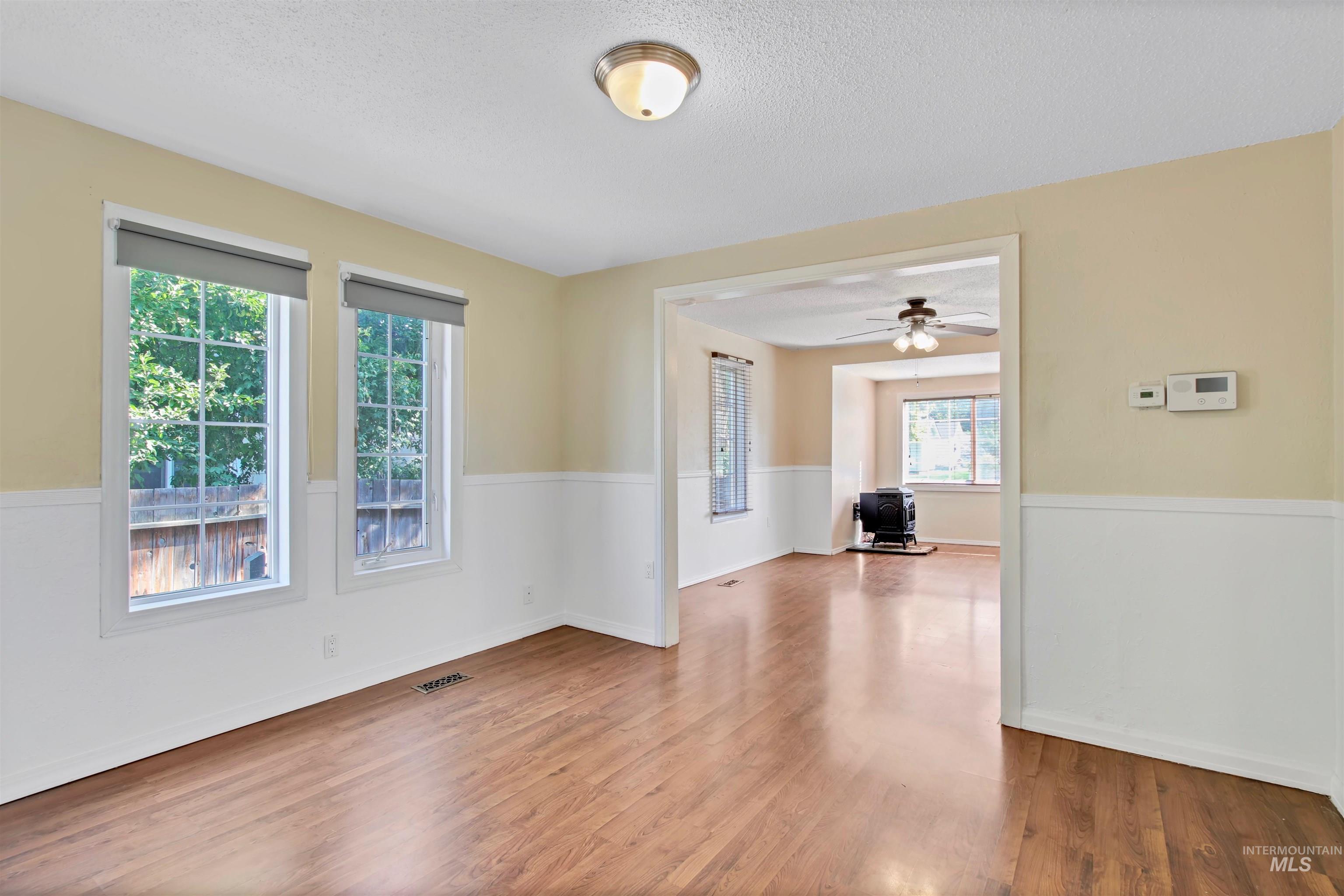 223 S Elder St, Nampa, Idaho 83686, 2 Bedrooms, 1 Bathroom, Residential For Sale, Price $284,400,MLS 98971274