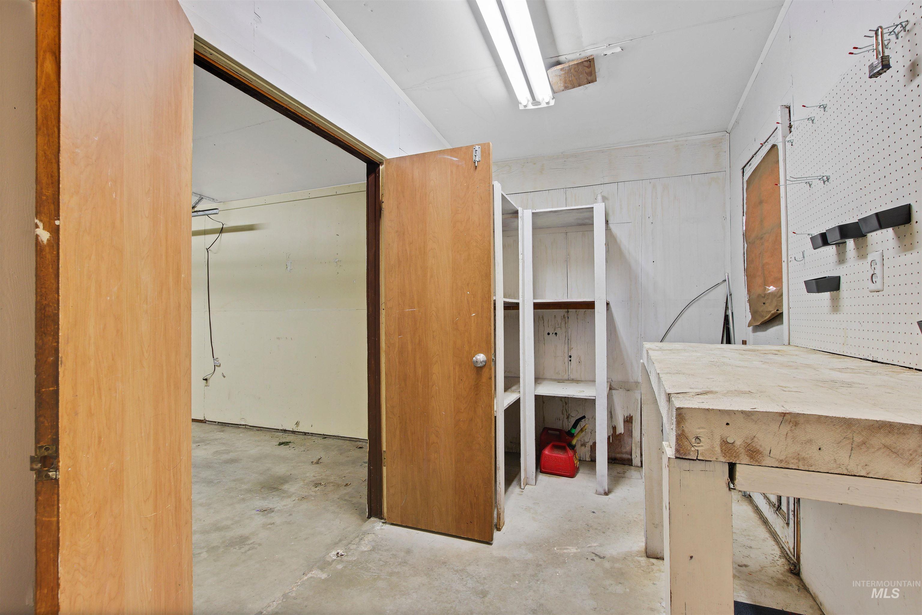 223 S Elder St, Nampa, Idaho 83686, 2 Bedrooms, 1 Bathroom, Residential For Sale, Price $284,400,MLS 98971274