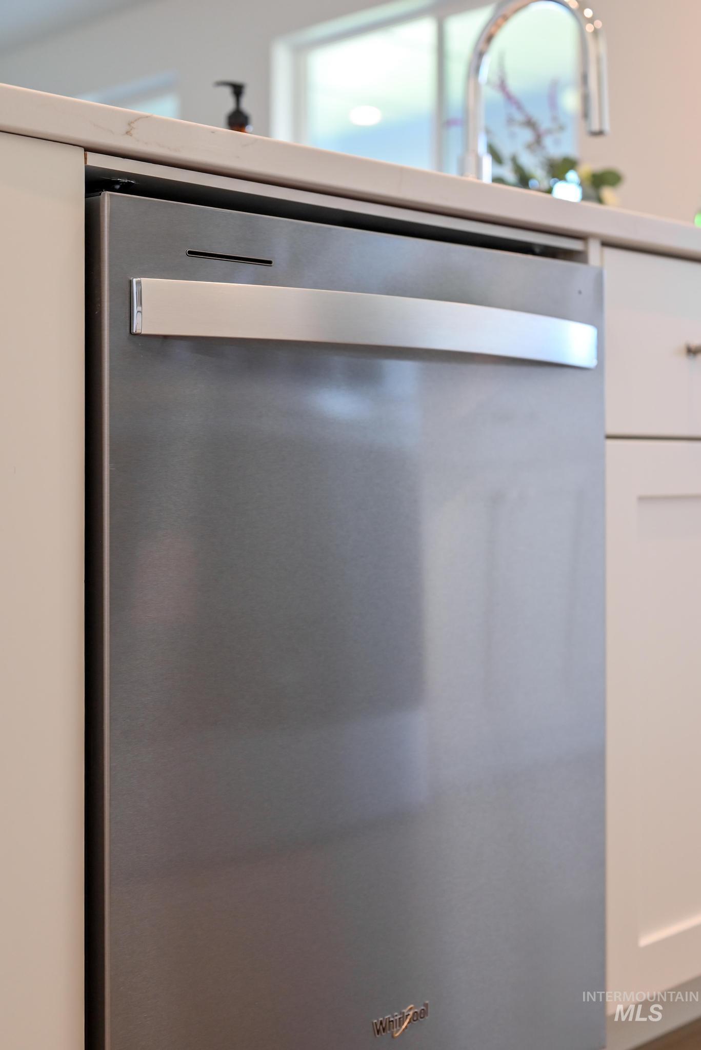 6030 W Pewter Point St, Meridian, Idaho 83646, 3 Bedrooms, 2 Bathrooms, Residential For Sale, Price $469,000, 98971275