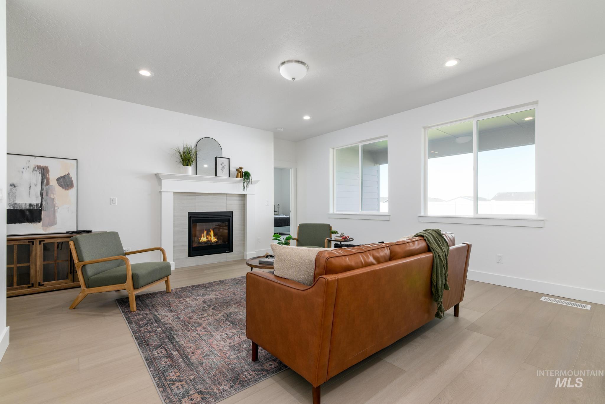 6030 W Pewter Point St, Meridian, Idaho 83646, 3 Bedrooms, 2 Bathrooms, Residential For Sale, Price $469,000, 98971275