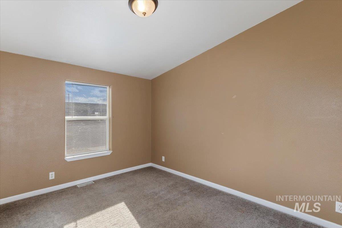 1350 E 3900 N, Buhl, Idaho 83316, 4 Bedrooms, 3 Bathrooms, Residential For Sale, Price $474,999, 98971276