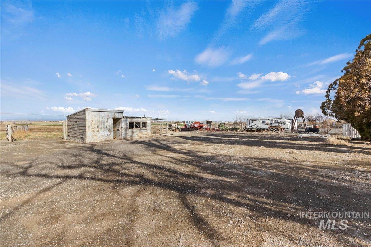 1350 E 3900 N, Buhl, Idaho 83316, 4 Bedrooms, 3 Bathrooms, Residential For Sale, Price $474,999, 98971276