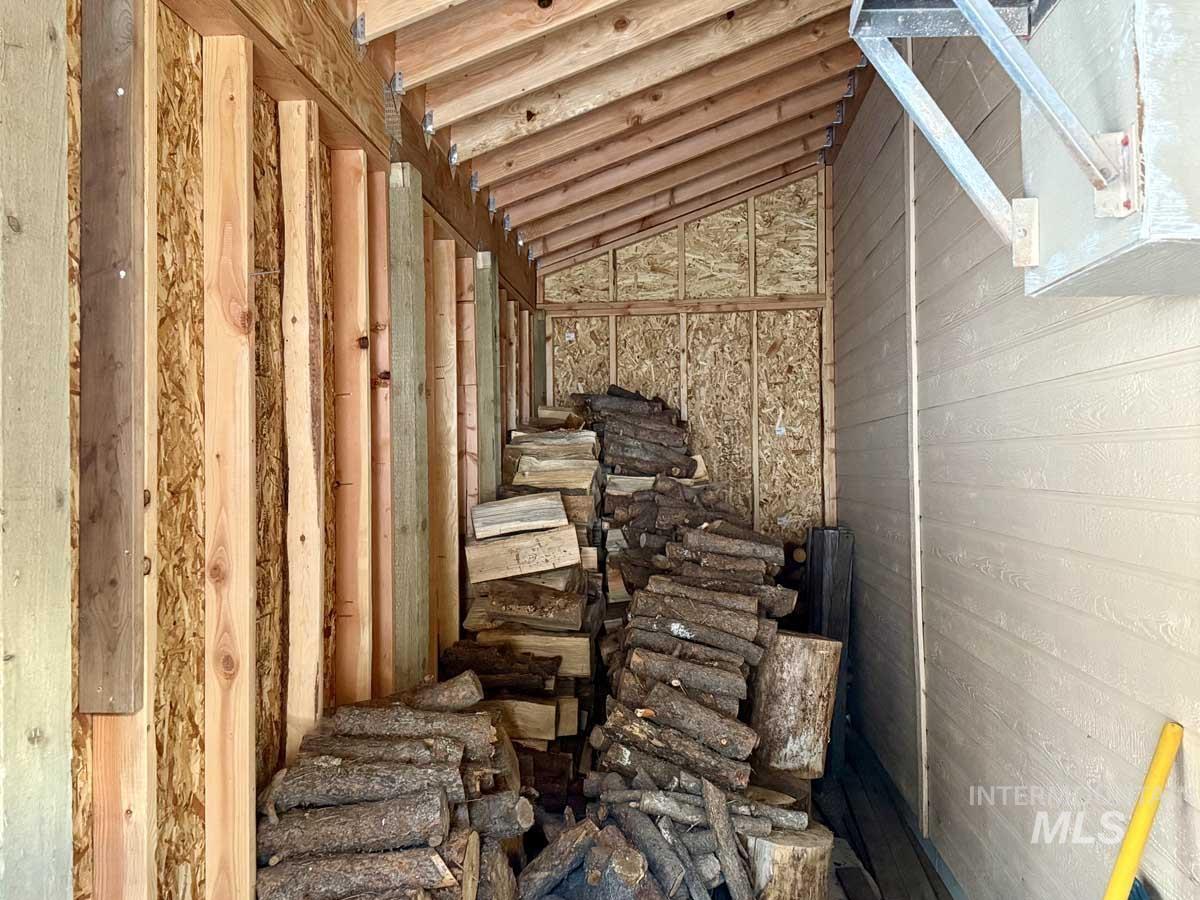 1222 Crown Point Parkway, Cascade, Idaho 83611-9999, 3 Bedrooms, 3 Bathrooms, Residential For Sale, Price $771,000,MLS 98971278