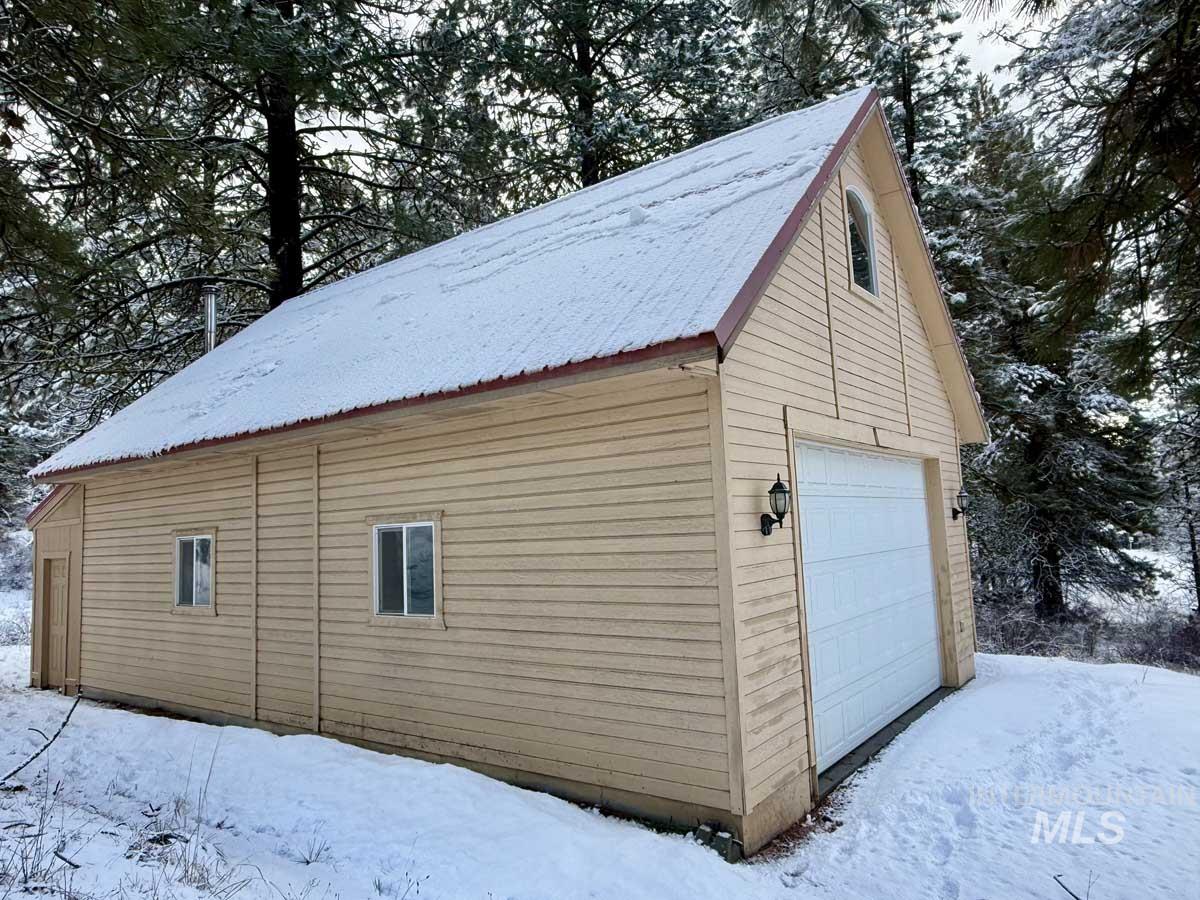 1222 Crown Point Parkway, Cascade, Idaho 83611-9999, 3 Bedrooms, 3 Bathrooms, Residential For Sale, Price $771,000,MLS 98971278