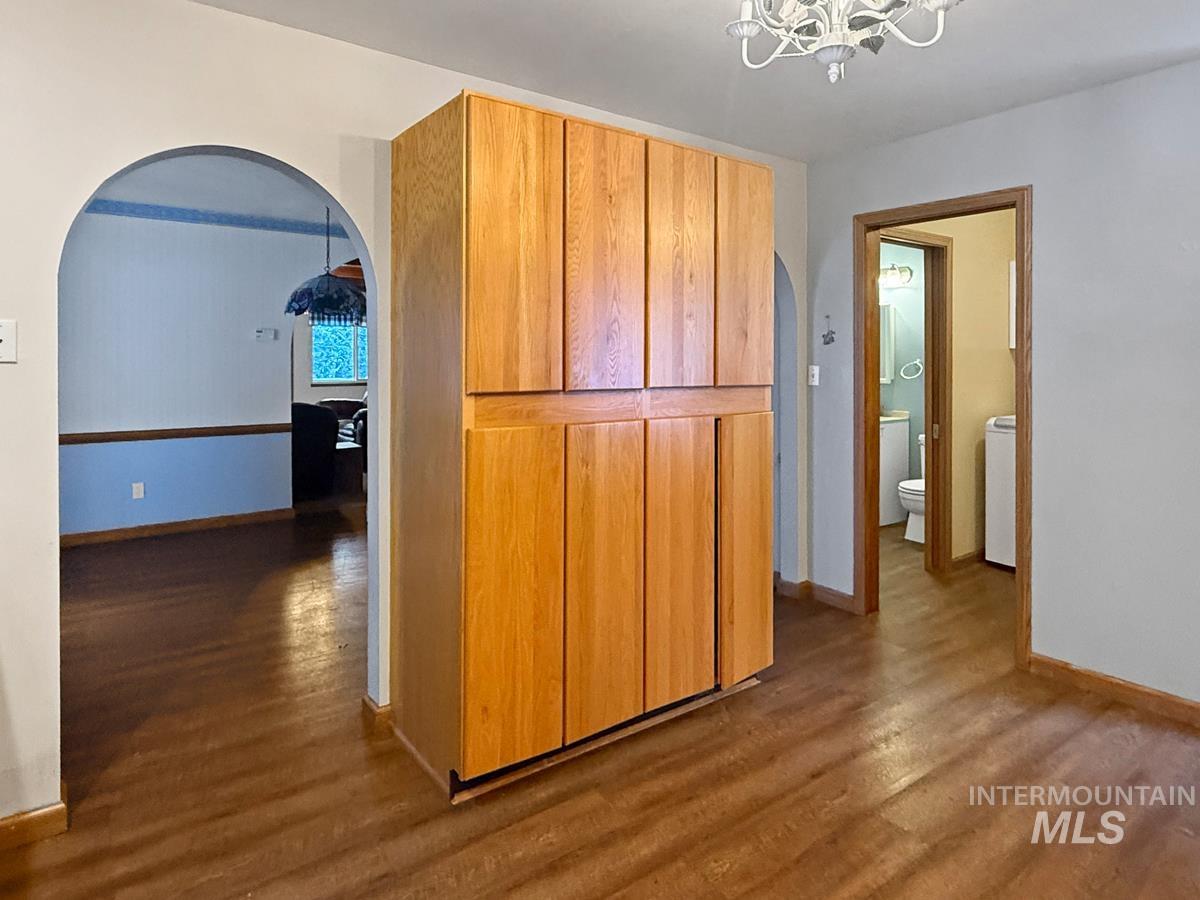 1222 Crown Point Parkway, Cascade, Idaho 83611-9999, 3 Bedrooms, 3 Bathrooms, Residential For Sale, Price $771,000,MLS 98971278