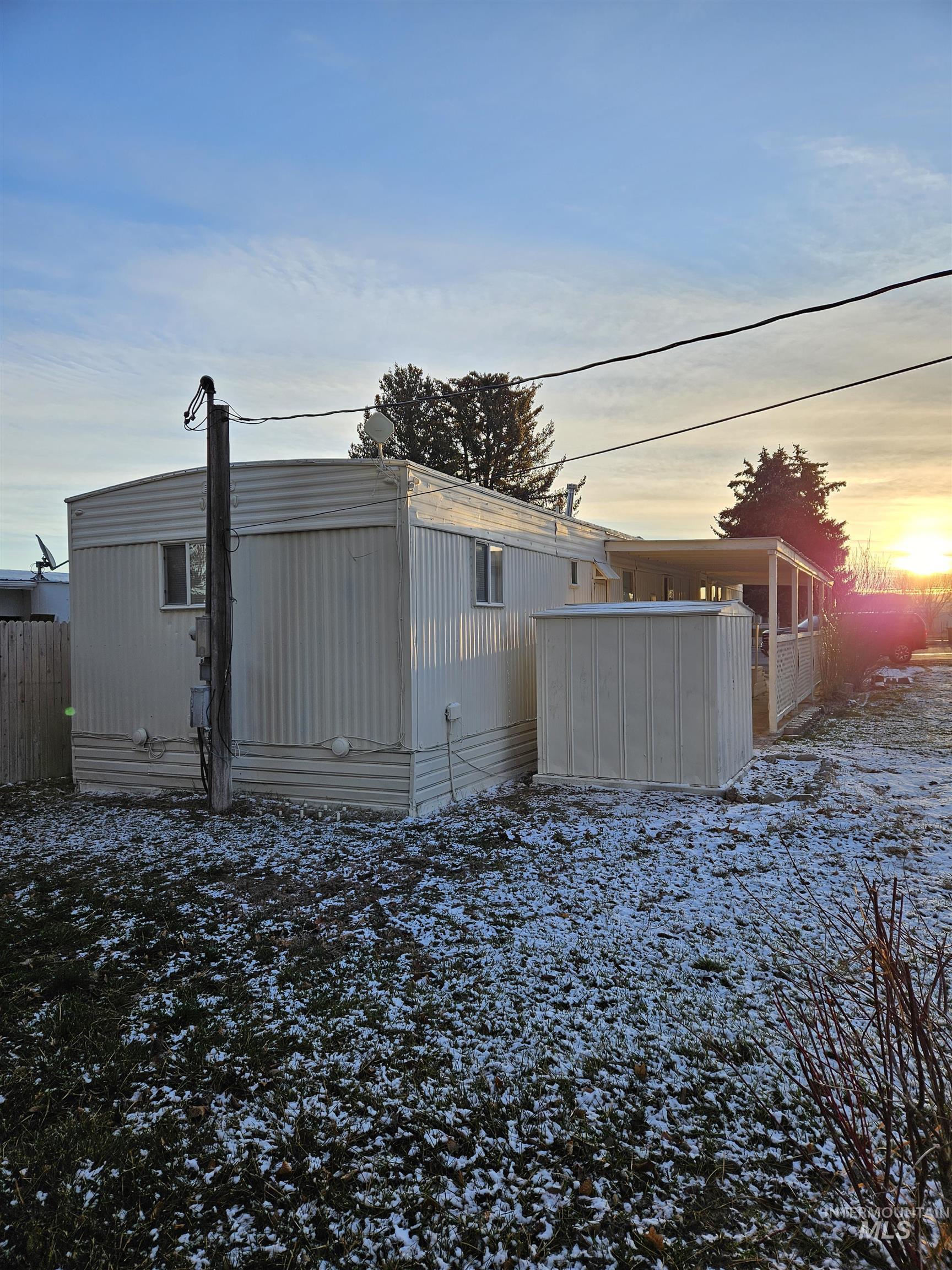 715 Center St #12, Kimberly, Idaho 83341, 3 Bedrooms, 1.5 Bathrooms, Residential For Sale, Price $65,000,MLS 98971280