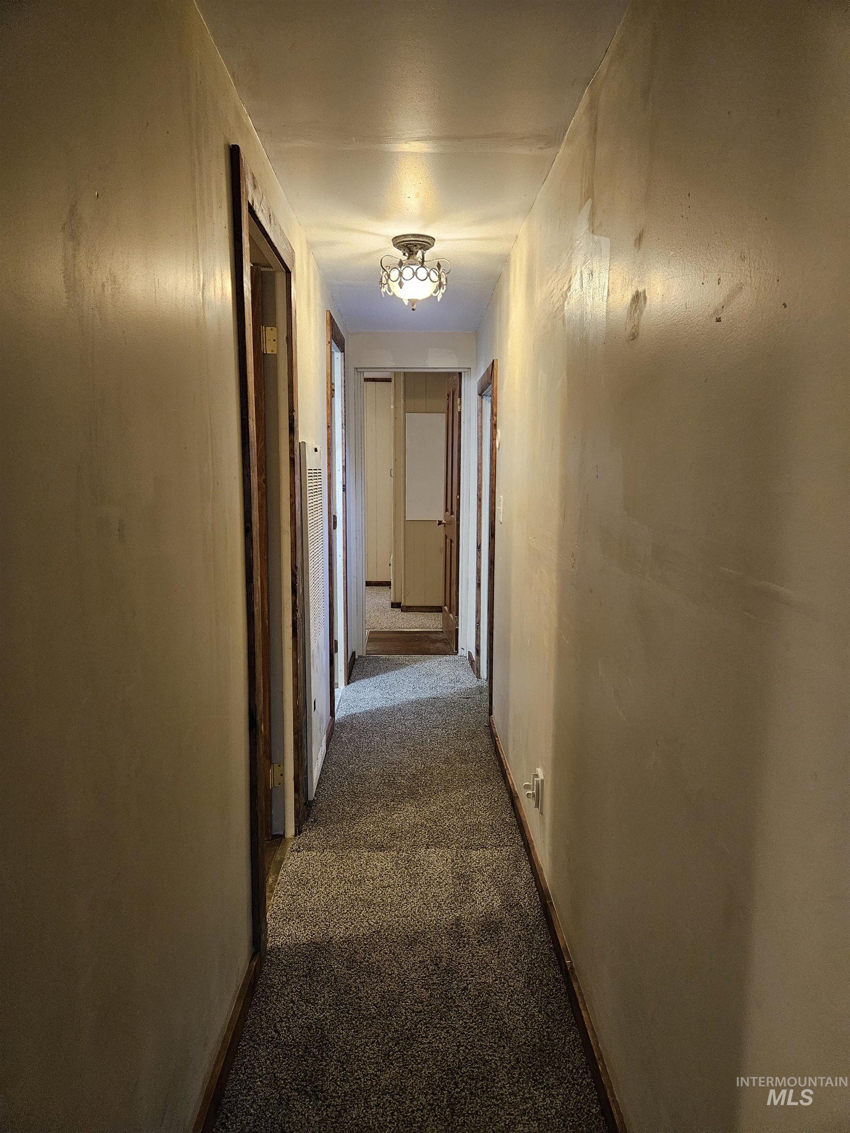 715 Center St #12, Kimberly, Idaho 83341, 3 Bedrooms, 1.5 Bathrooms, Residential For Sale, Price $65,000,MLS 98971280