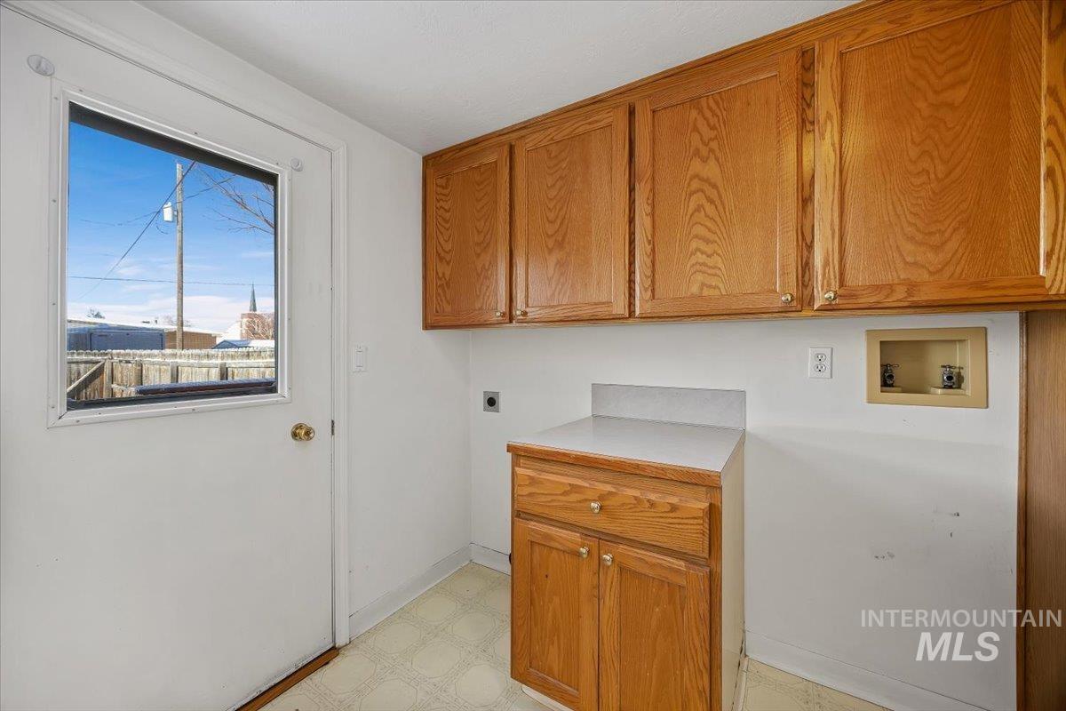 717 E St, Rupert, Idaho 83350, 2 Bedrooms, 1 Bathroom, Residential For Sale, Price $215,000,MLS 98971282