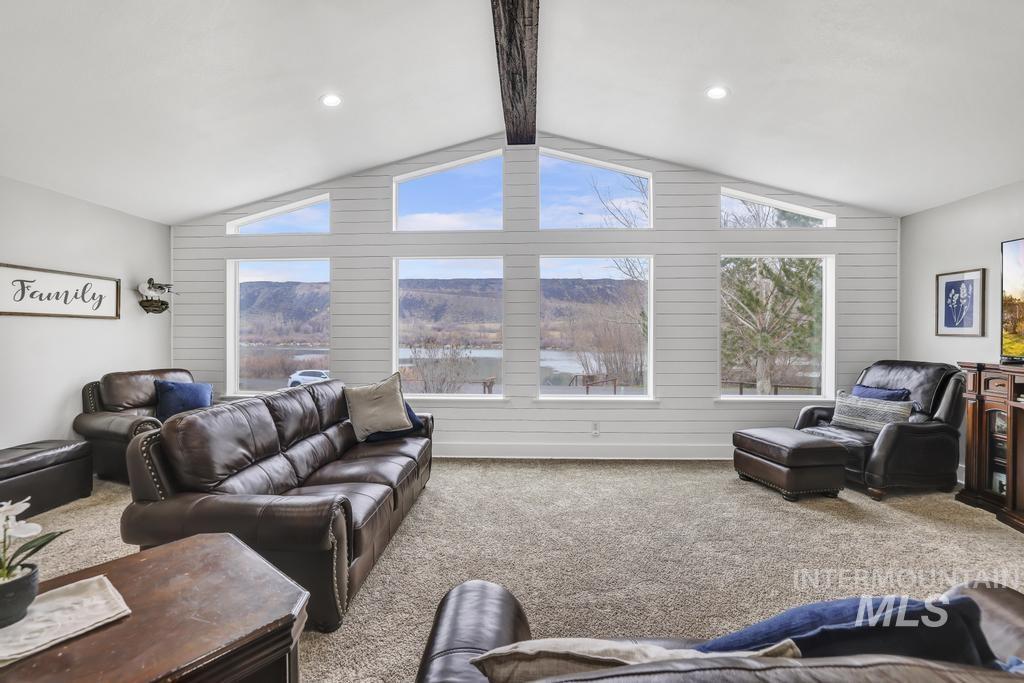 1785 River Rd, Buhl, Idaho 83316, 4 Bedrooms, 3 Bathrooms, Residential For Sale, Price $899,900, 98971284