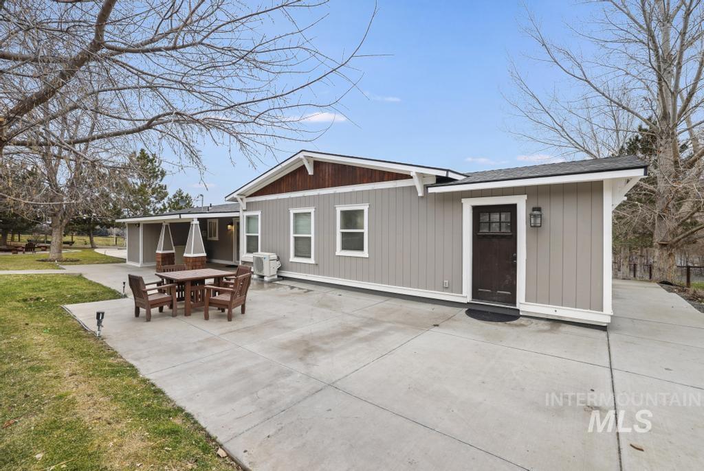 1785 River Rd, Buhl, Idaho 83316, 4 Bedrooms, 3 Bathrooms, Residential For Sale, Price $1,050,000,MLS 98971284