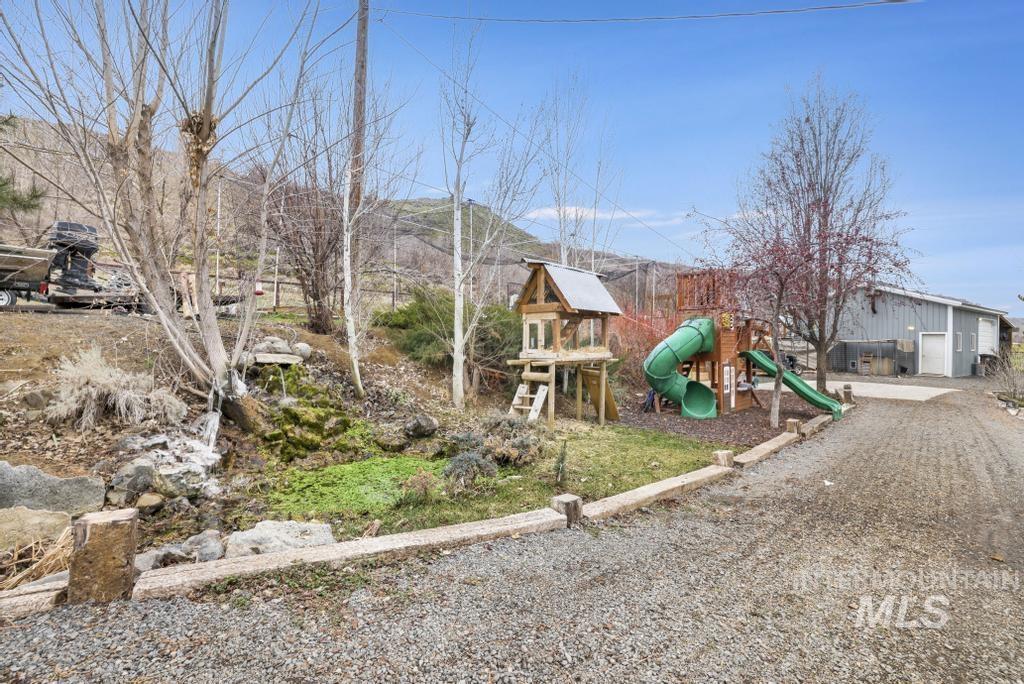 1785 River Rd, Buhl, Idaho 83316, 4 Bedrooms, 3 Bathrooms, Residential For Sale, Price $899,900, 98971284