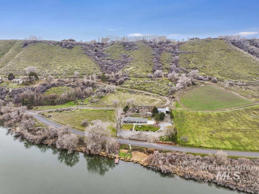 1785 River Rd, Buhl, Idaho 83316, 4 Bedrooms, 3 Bathrooms, Residential For Sale, Price $1,050,000,MLS 98971284