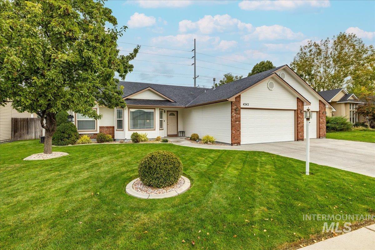 4242 W Niemann Dr, Meridian, Idaho 83646, 4 Bedrooms, 2 Bathrooms, Residential For Sale, Price $495,000,MLS 98971287