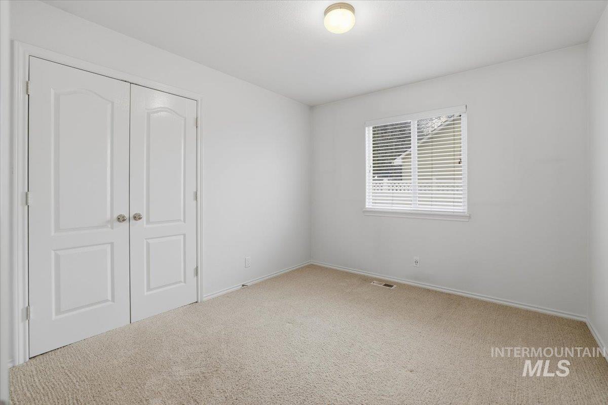 4242 W Niemann Dr, Meridian, Idaho 83646, 4 Bedrooms, 2 Bathrooms, Residential For Sale, Price $495,000,MLS 98971287