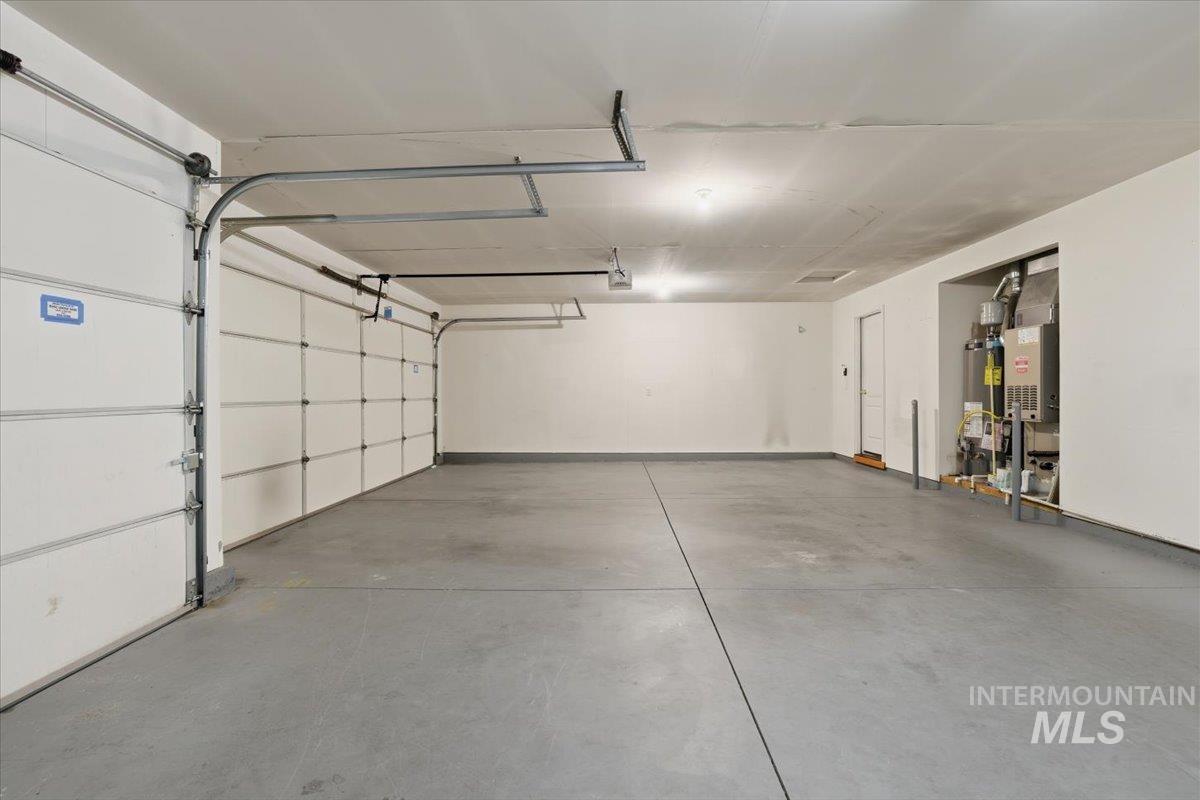 4242 W Niemann Dr, Meridian, Idaho 83646, 4 Bedrooms, 2 Bathrooms, Residential For Sale, Price $495,000,MLS 98971287